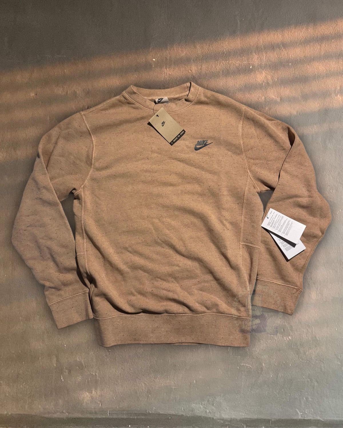 Futura × Nike Nike Sportswear Club Revival Fleece Crew driftwood pullover Size US S / EU 44-46 / 1 - 1 Thumbnail