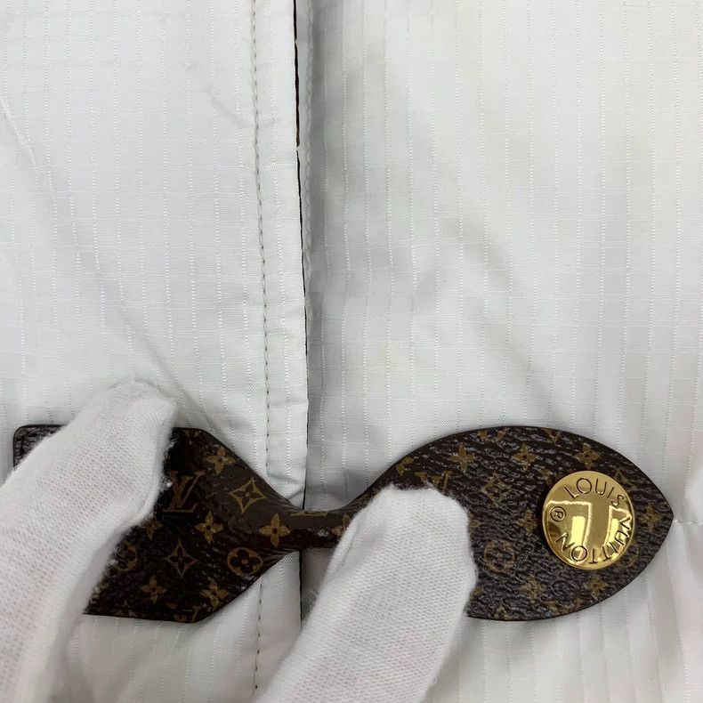 Louis Vuitton Louis Vuitton Long Sleeve Down Jacket with 22 White Lining Size XS / US 0-2 / IT 36-38 - 8 Thumbnail