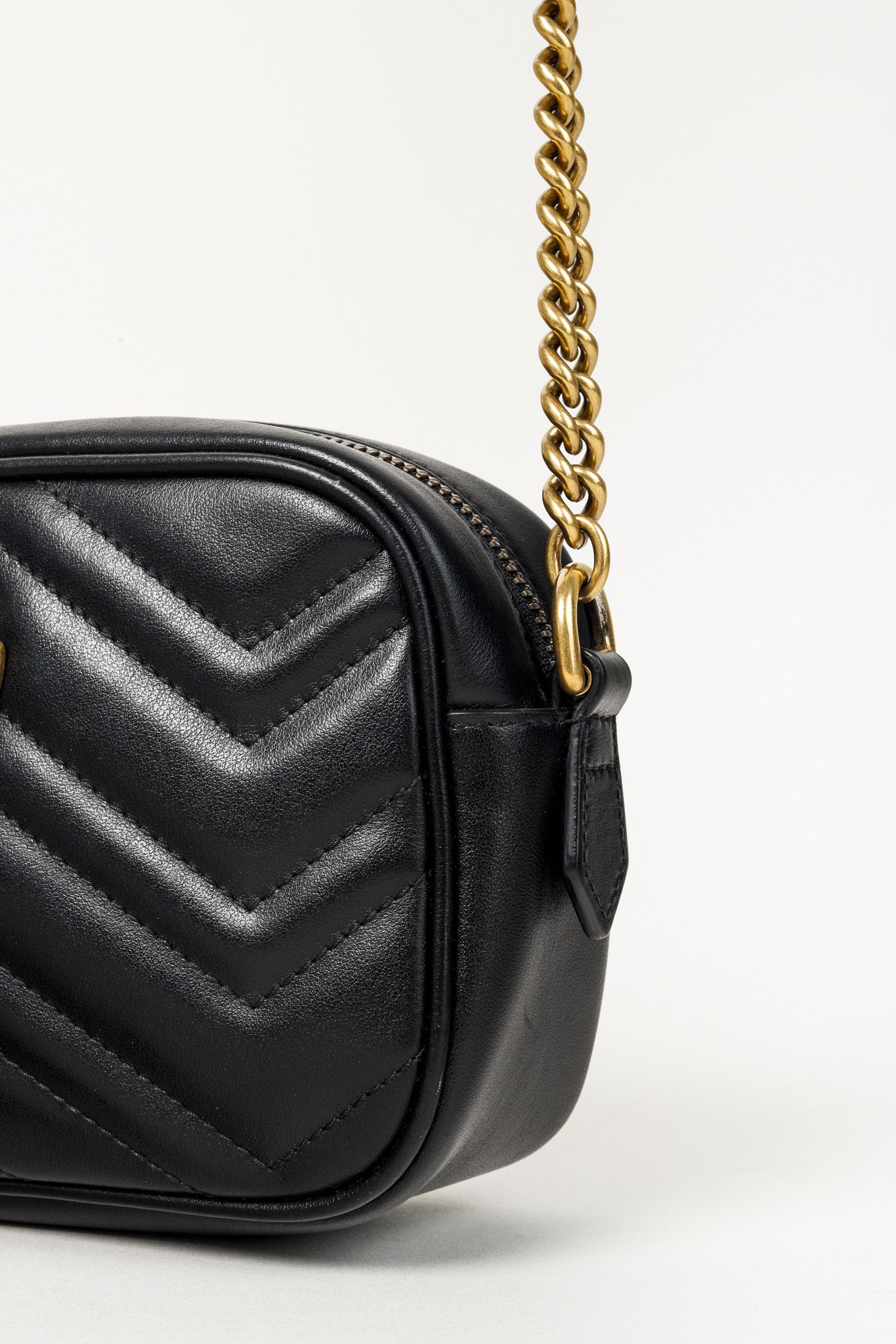 Gucci Gucci GG Marmont Mini Shoulder Leather Bag Black Gold Tone Size ONE SIZE - 8 Thumbnail