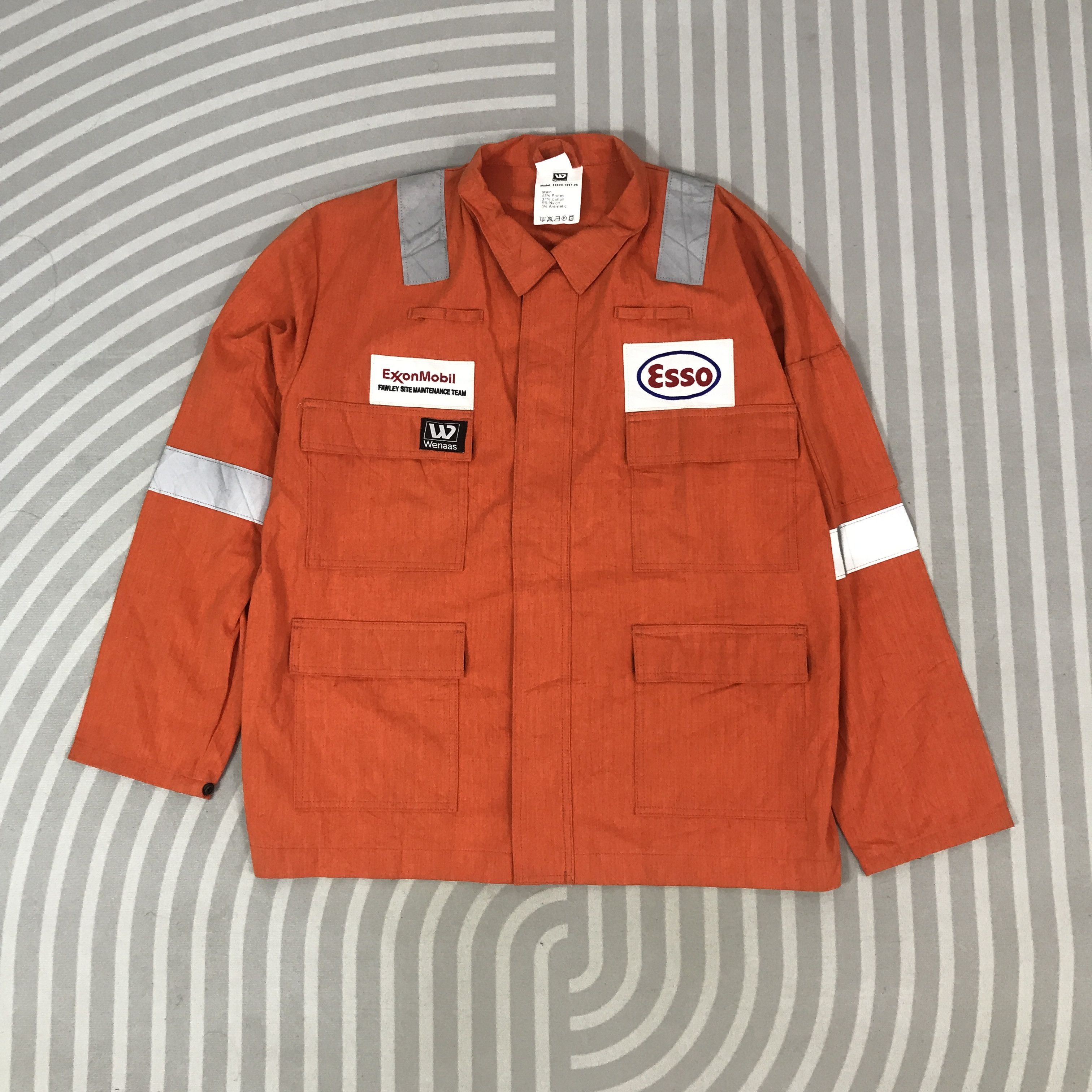 Japanese Brand Vintage Exon Mobil Esso Oil brand Racing japan Jacket Size US L / EU 52-54 / 3 - 1 Thumbnail