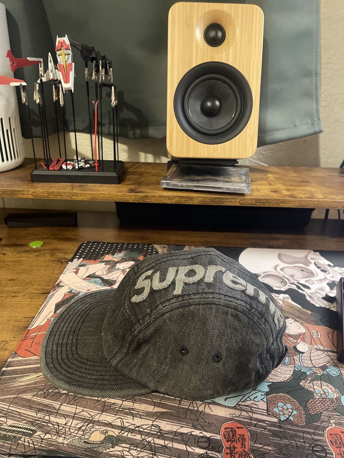 Supreme Supreme Top Logo Denim Camp Cap Size ONE SIZE - 7 Thumbnail