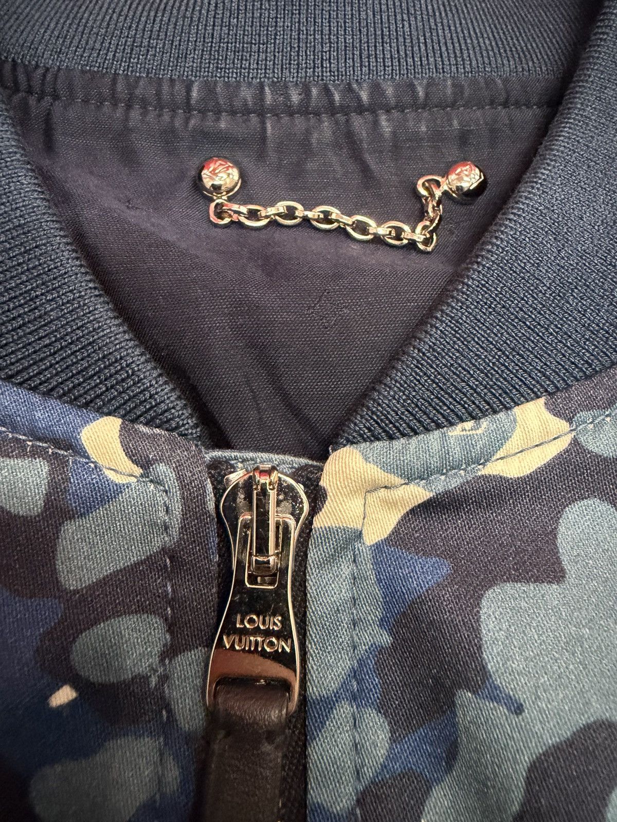 Louis Vuitton LOUIS VUITTON 2012 BLUE CAMO BOMBER Size US L / EU 52-54 / 3 - 4 Thumbnail