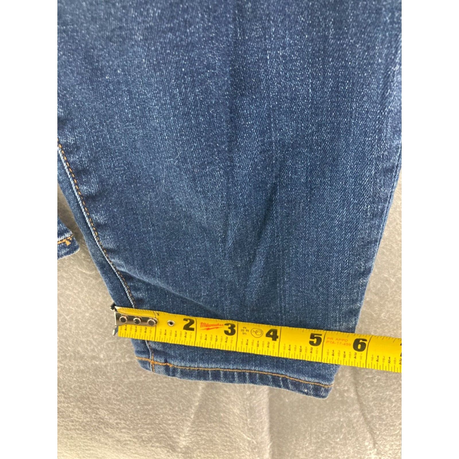 J.Crew J.CREW Women's 32x28 Medium Wash Straight Jeans Denim Regular Fit Blue Size 24" / US 00 / IT 34 - 6 Thumbnail