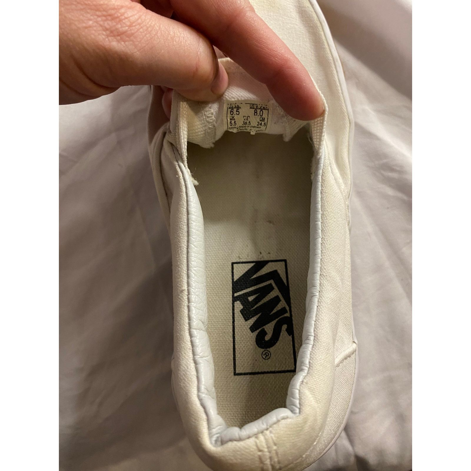 Vans Classic Minimalist Streetwear Cream Slip-On Sneakers Vans 8 Size US 8 / IT 38 - 3 Thumbnail