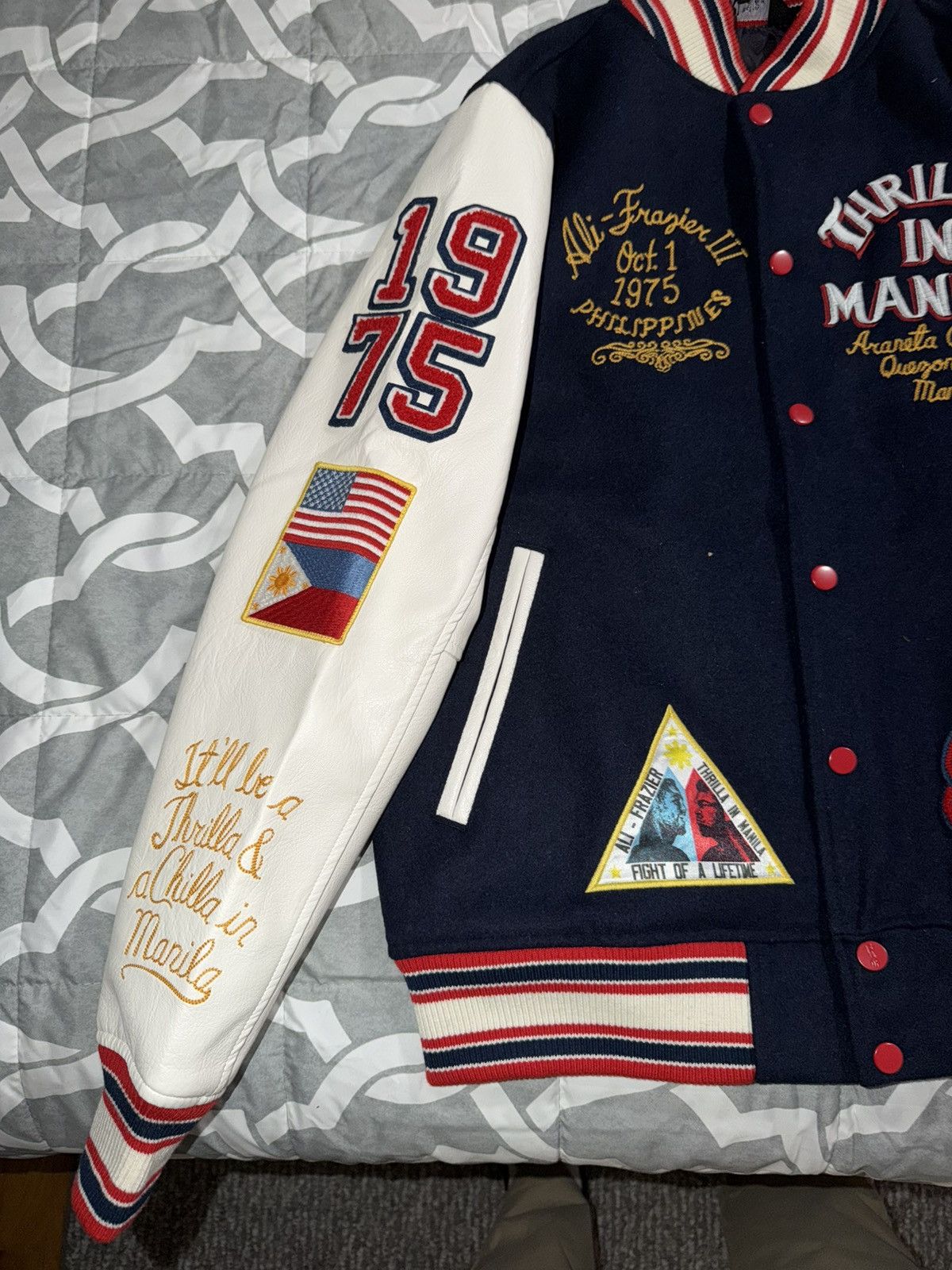 Roots Of Flight Thrilla in Manilla Roots of Fight Varsity Jacket Small Size US S / EU 44-46 / 1 - 4 Thumbnail