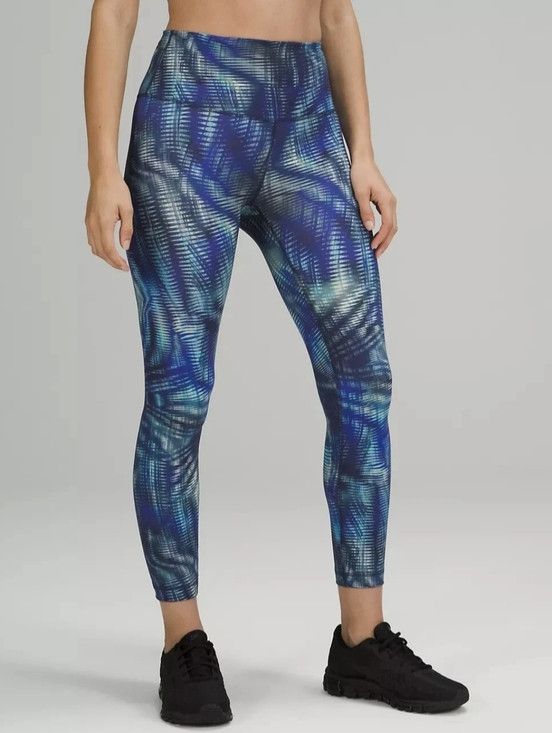 Lululemon Shapeshifter Flux Blue Wunder Train High-Rise 25" Tight Size 28" / US 6 / IT 42 - 1 Thumbnail