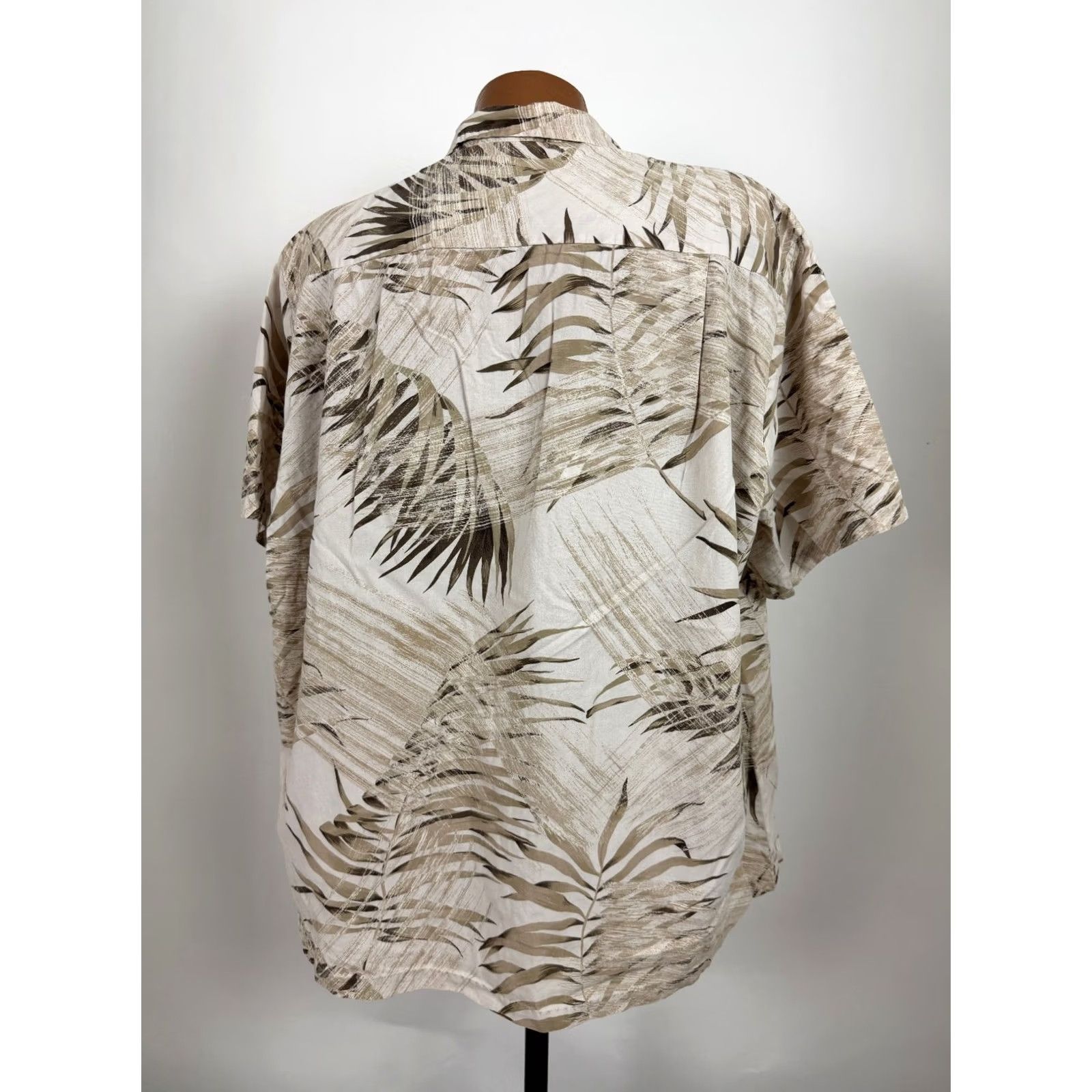 Vintage VINTAGE Kalaheo Shirt Men 2XL Beig e? (Note: This task requires a final title with given constraints; provide a corrected title.) Size US XXL / EU 58 / 5 - 6 Thumbnail