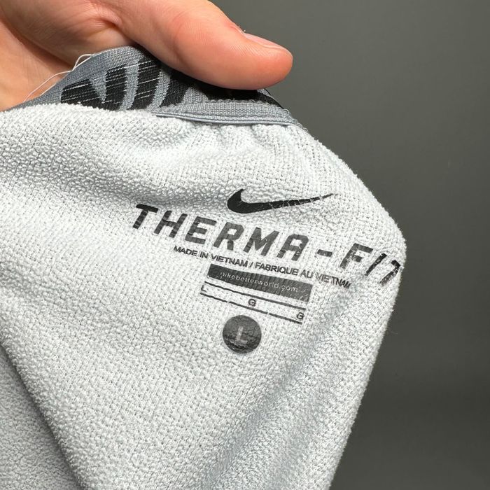 nike therma swoosh pants