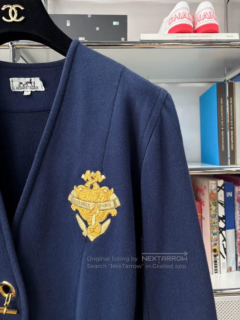Hermes Hermes Vintage navy blue V-neck embroidered badge college Size S / US 4 / IT 40 - 2 Thumbnail