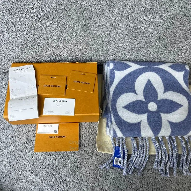 Louis Vuitton Louis Vuitton Blue jacquard knit wool scarf Size ONE SIZE - 1 Thumbnail