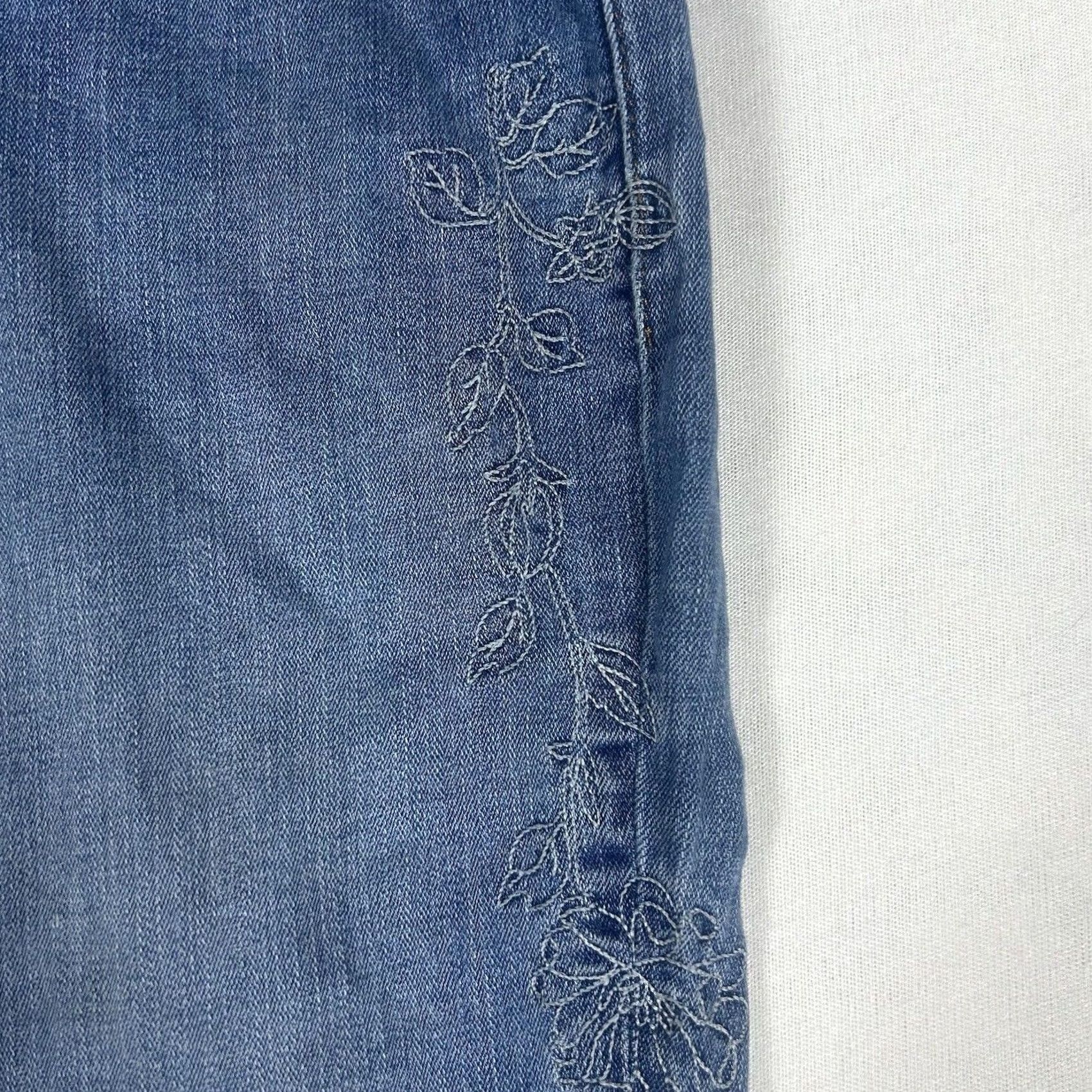 Levi's Levi's Jeans Bootcut Size 14 High Rise Stretch Denim Embroidered 32 x 32 Women's Regular Blue Size 36" / US 14 / IT 50 - 2 Thumbnail