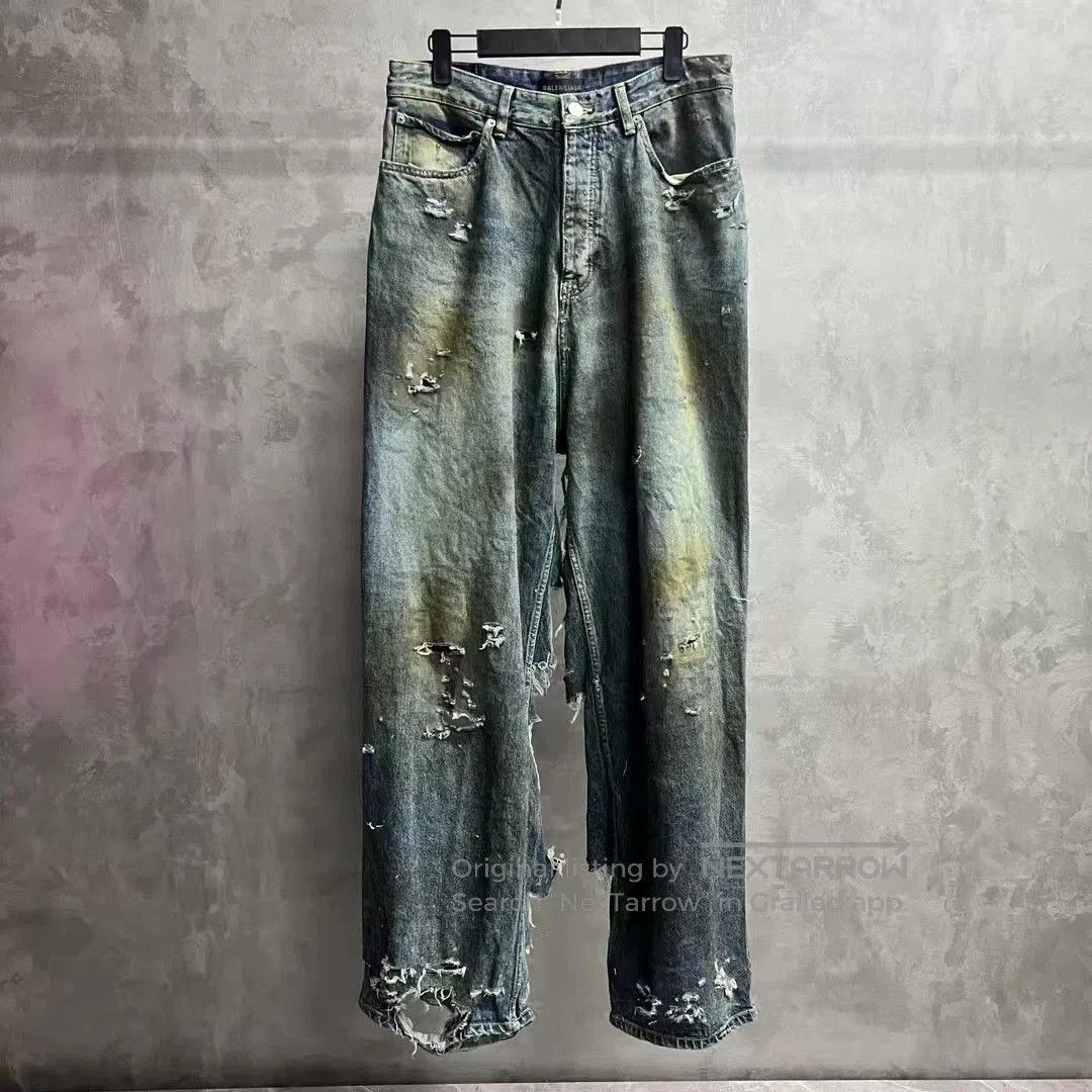 Balenciaga Balenciaga Blue Washed Distressed Jeans. Size 24" / US 00 / IT 34 - 1 Thumbnail