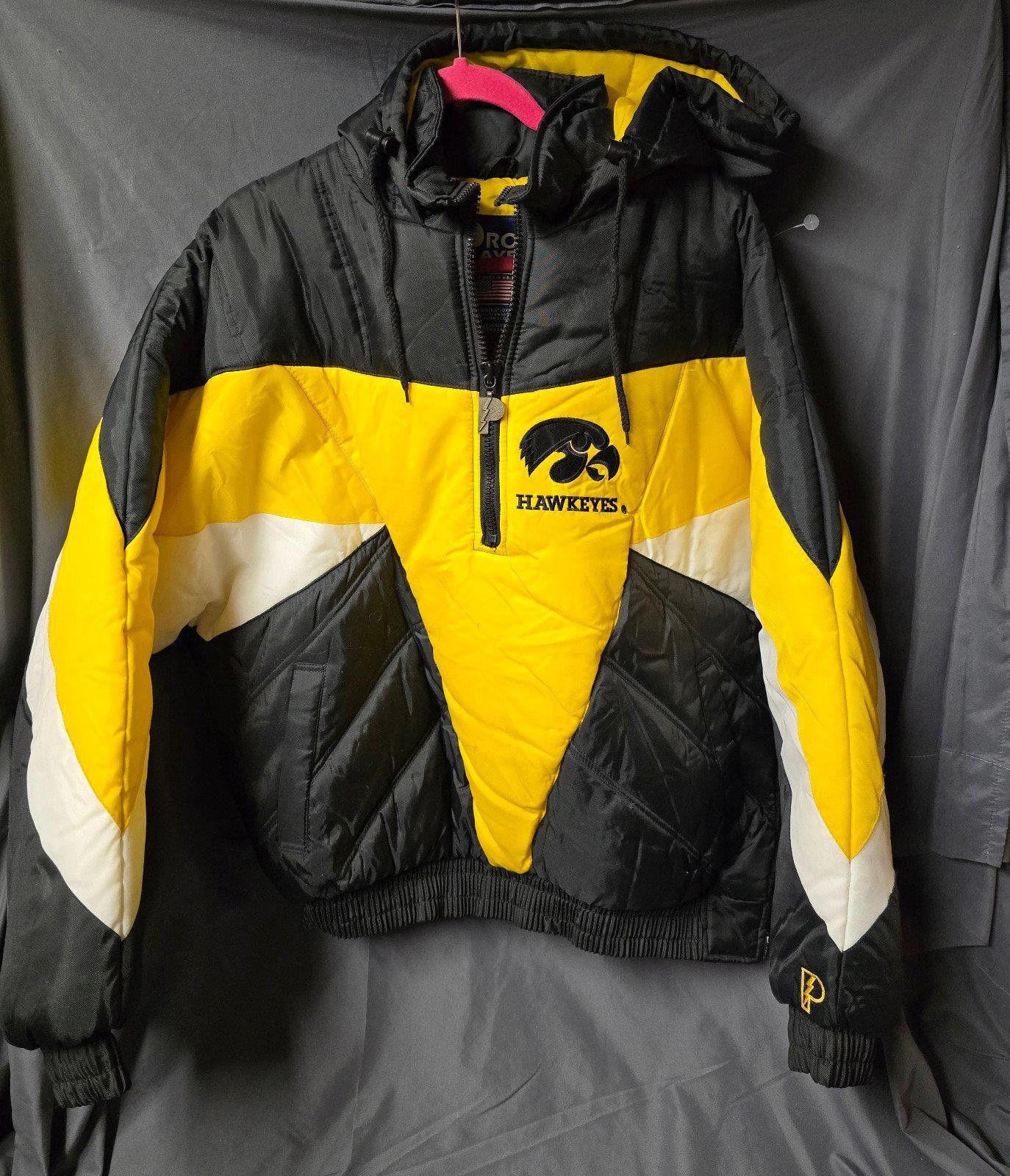 Pro Player VTG - Iowa Hawkeyes - Pro Player Pullover Jacket/Coat Large Size US L / EU 52-54 / 3 - 1 Thumbnail