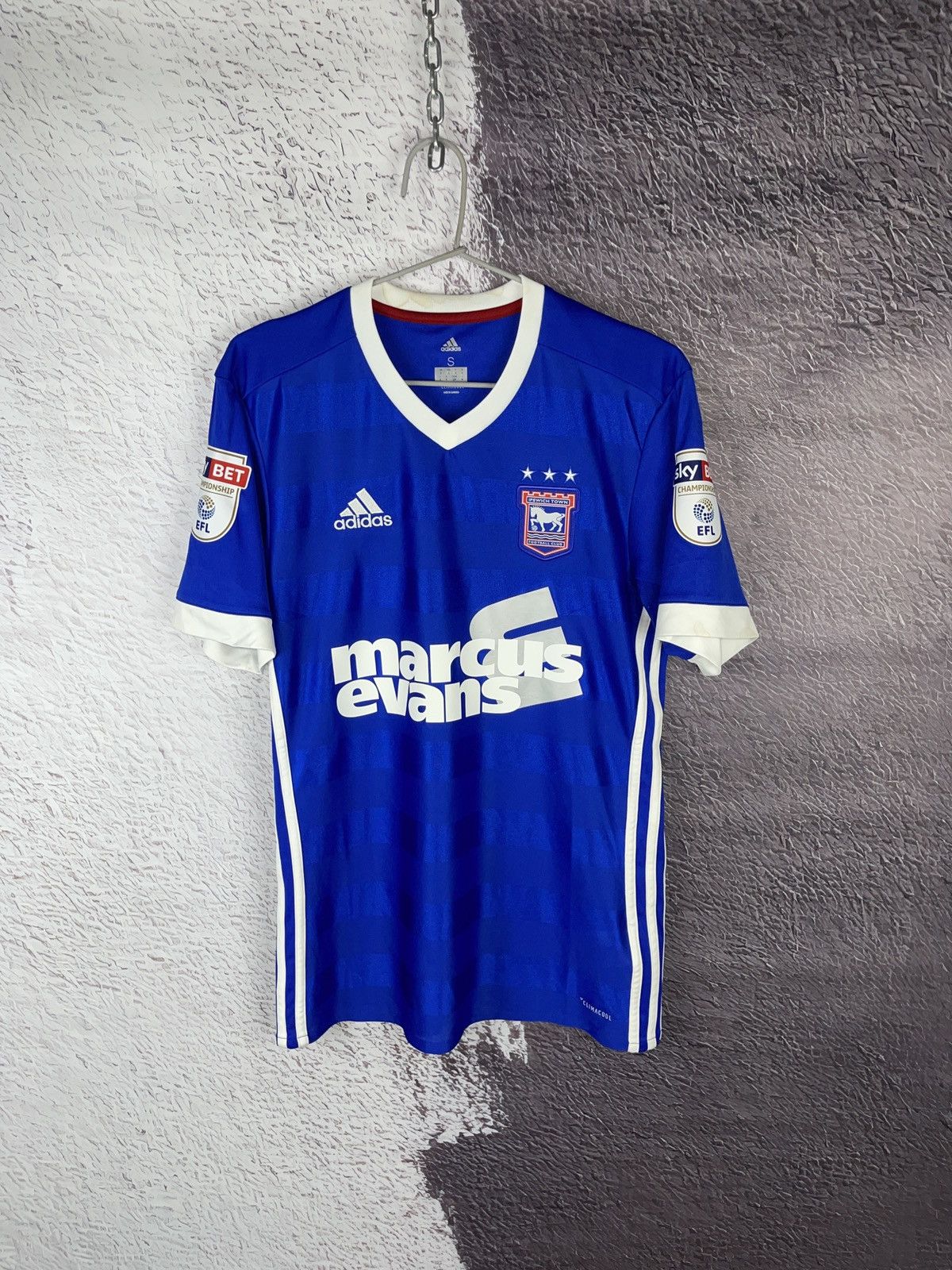 Adidas Adidas Ipswich Town 2017 2018 #28 Bru home soccer jersey Size US S / EU 44-46 / 1 - 1 Thumbnail