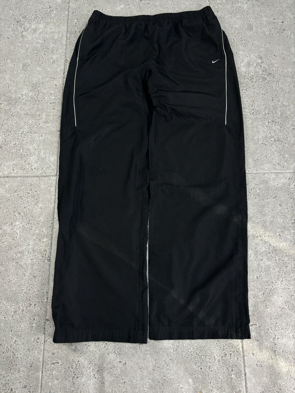 Nike × Vintage Crazy Vintage Y2K/2000s Baggy Nike Track Pants Hip Hop Size US 36 / EU 52 - 2 Thumbnail