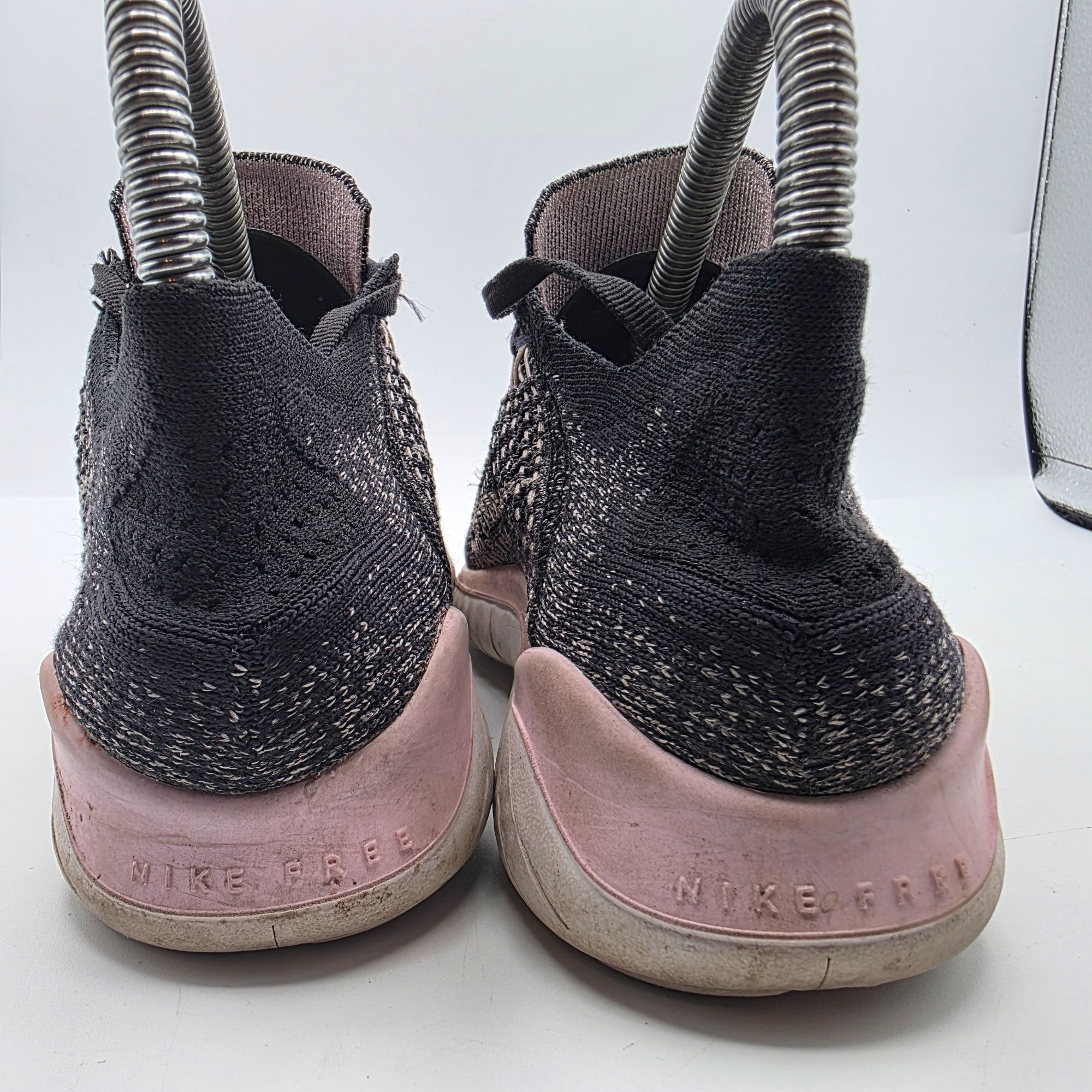 Nike Nike Free RN Flyknit 2018 Womens Size 7 Black Pink Athletic Size US 7 / IT 37 - 5 Thumbnail