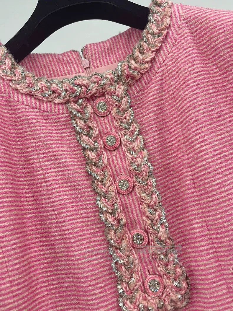Chanel Chanel 23C pink rhinestone tweed two-piece tweed dress Size S / US 4 / IT 40 - 2 Thumbnail