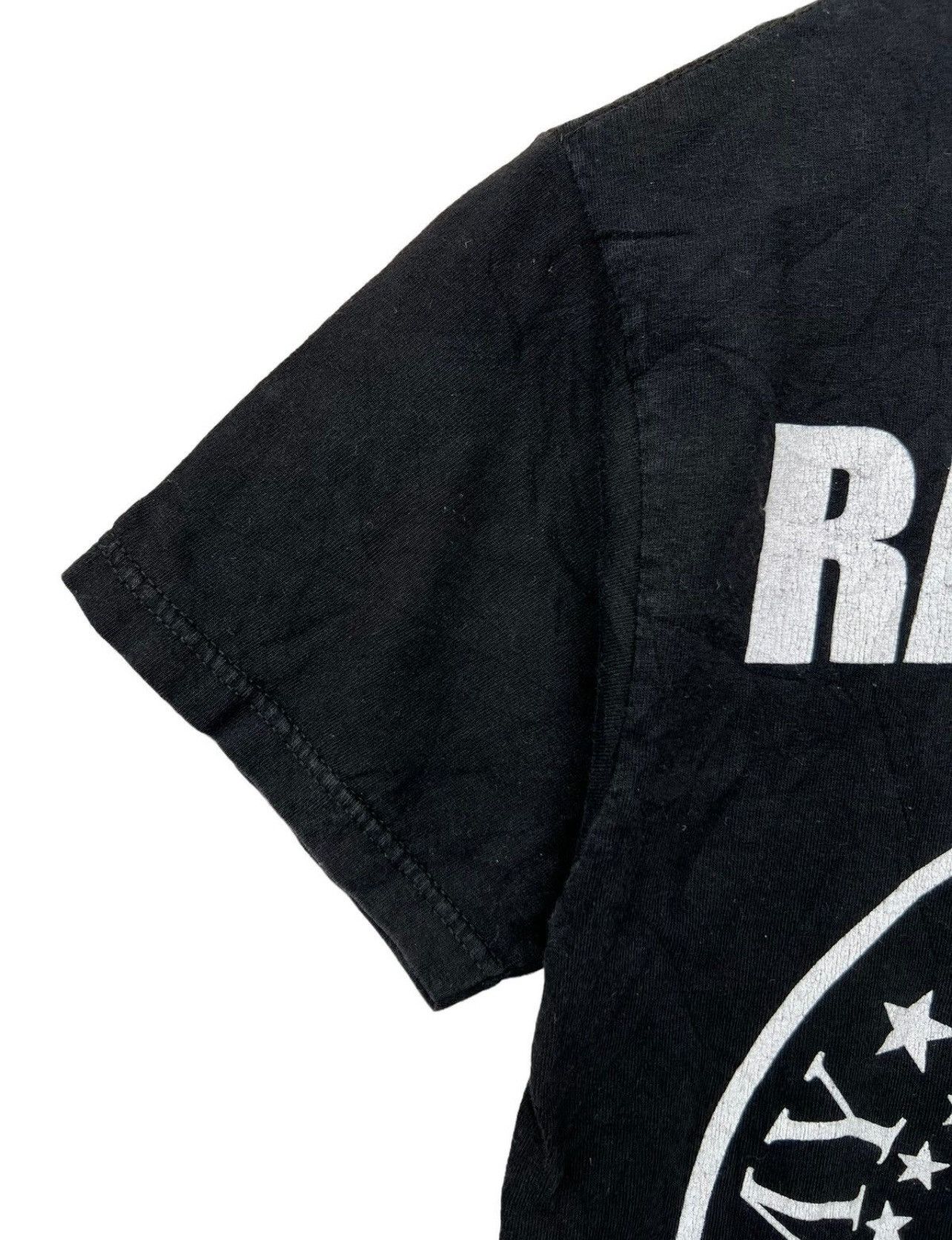Band Tees Vintage Ramones Promo Black Tee Size US S / EU 44-46 / 1 - 4 Thumbnail