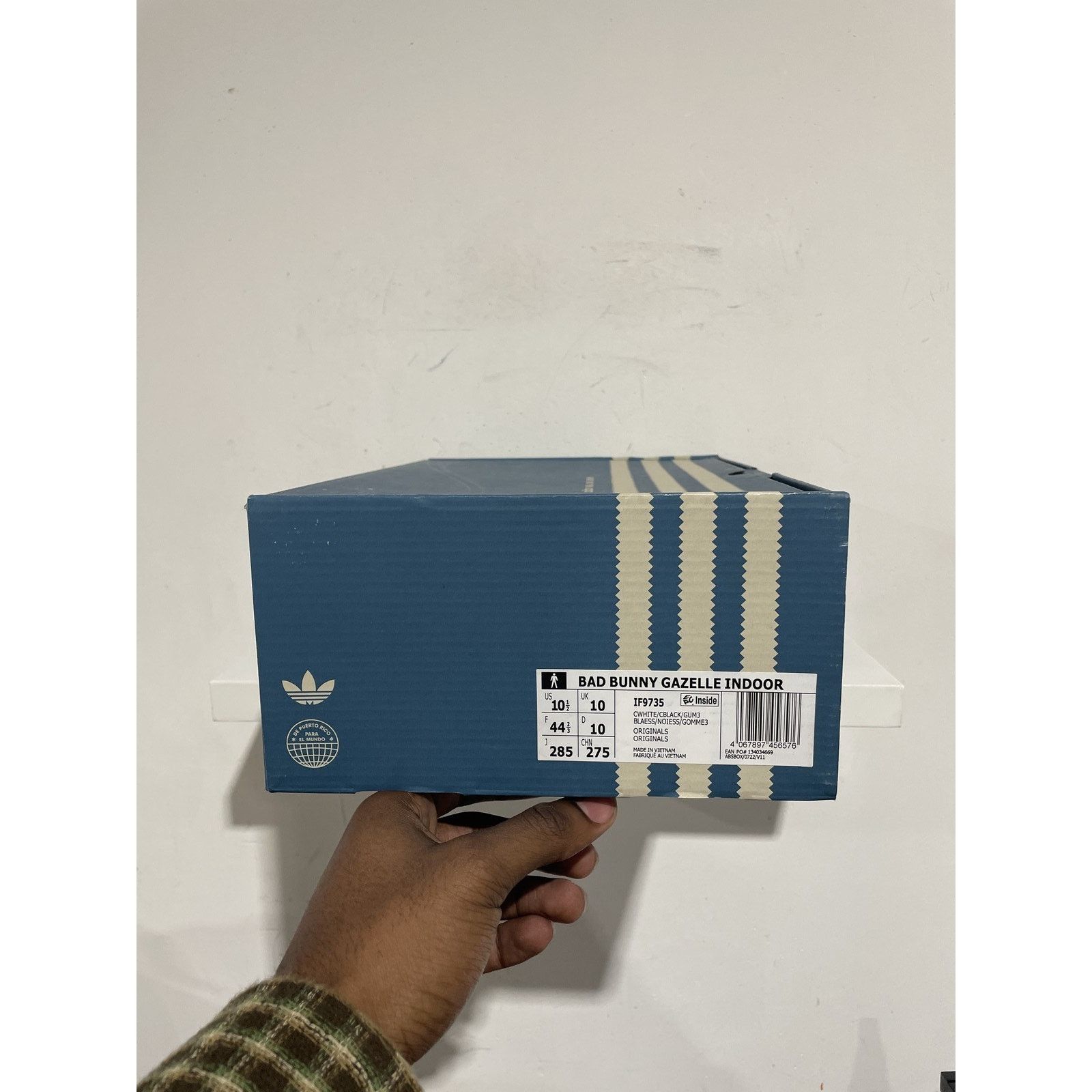 Adidas ADIDAS GAZELLE INDOOR BAD BUNNY CORE WHITE SZ 10.5 PREOWNED Size US 10.5 / EU 43-44 - 7 Thumbnail