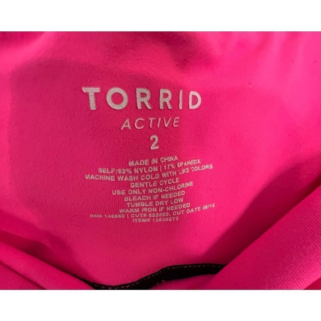 Torrid Torrid Athletic Cropped Leggings With Writing On Leg Size 38" / US 16 / IT 52 - 3 Thumbnail