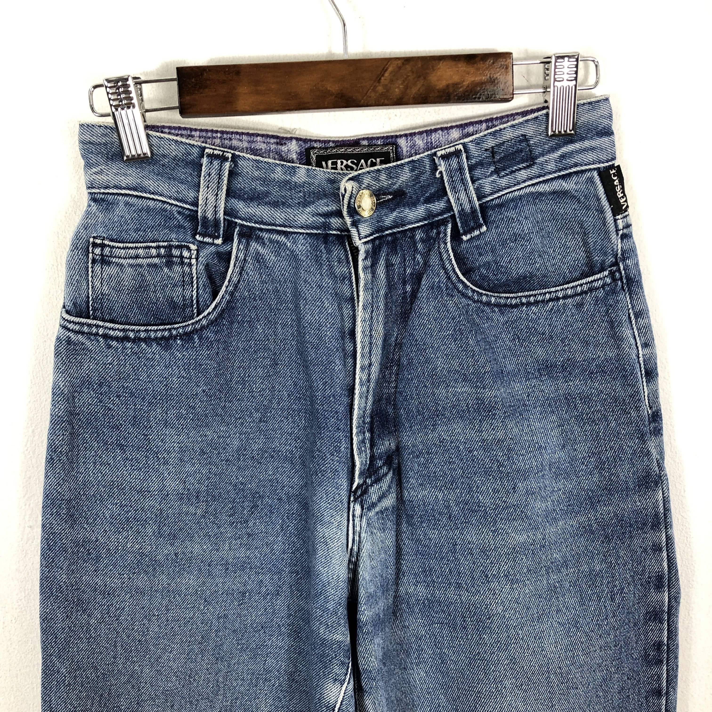 Versace × Vintage Versace Taperred Jeans 26 x 27 L1306W Size 26" / US 2 / IT 38 - 2 Thumbnail