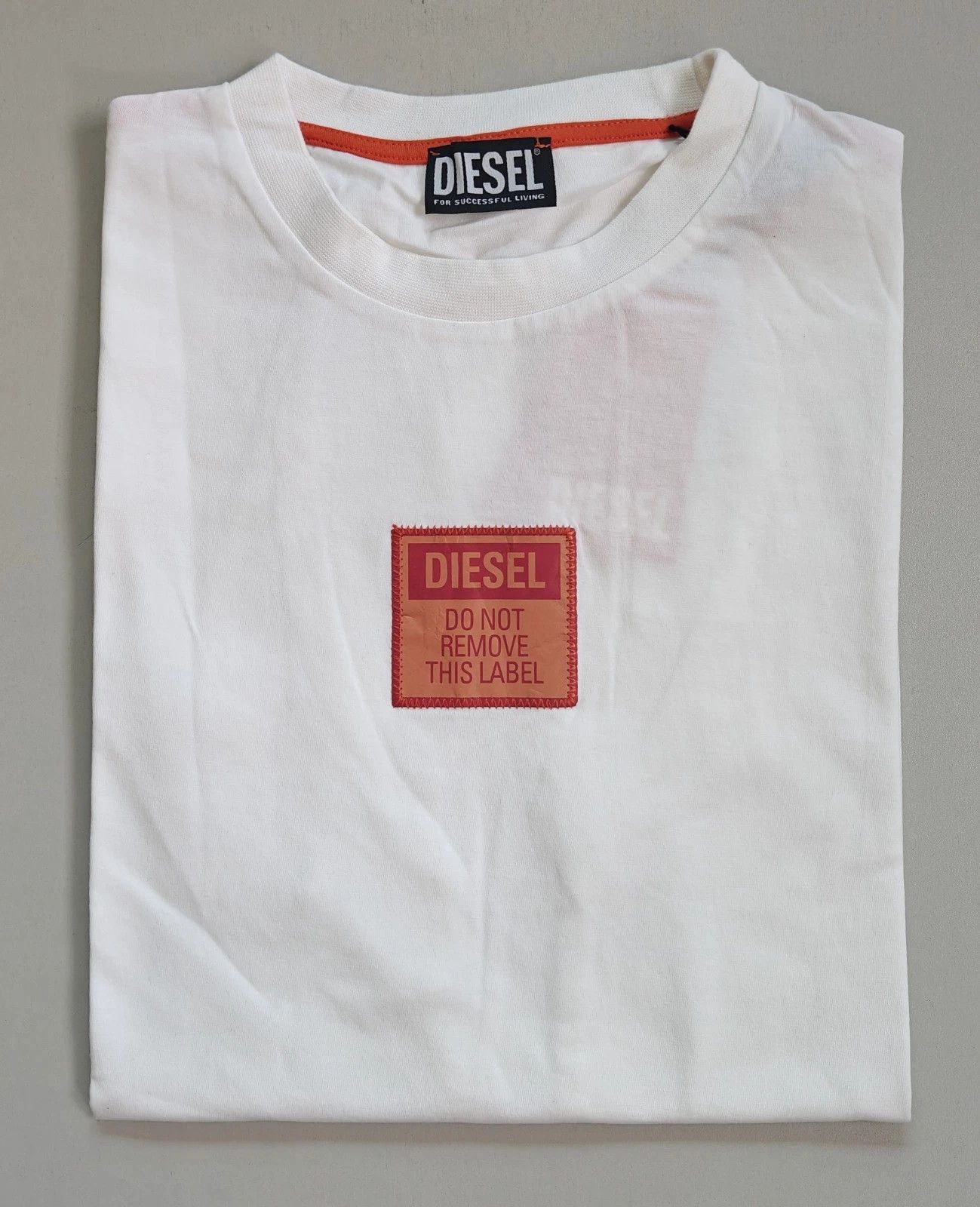 Diesel DIESEL White T-Shirt With Logo Patch T 4140 Size US L / EU 52-54 / 3 - 1 Thumbnail