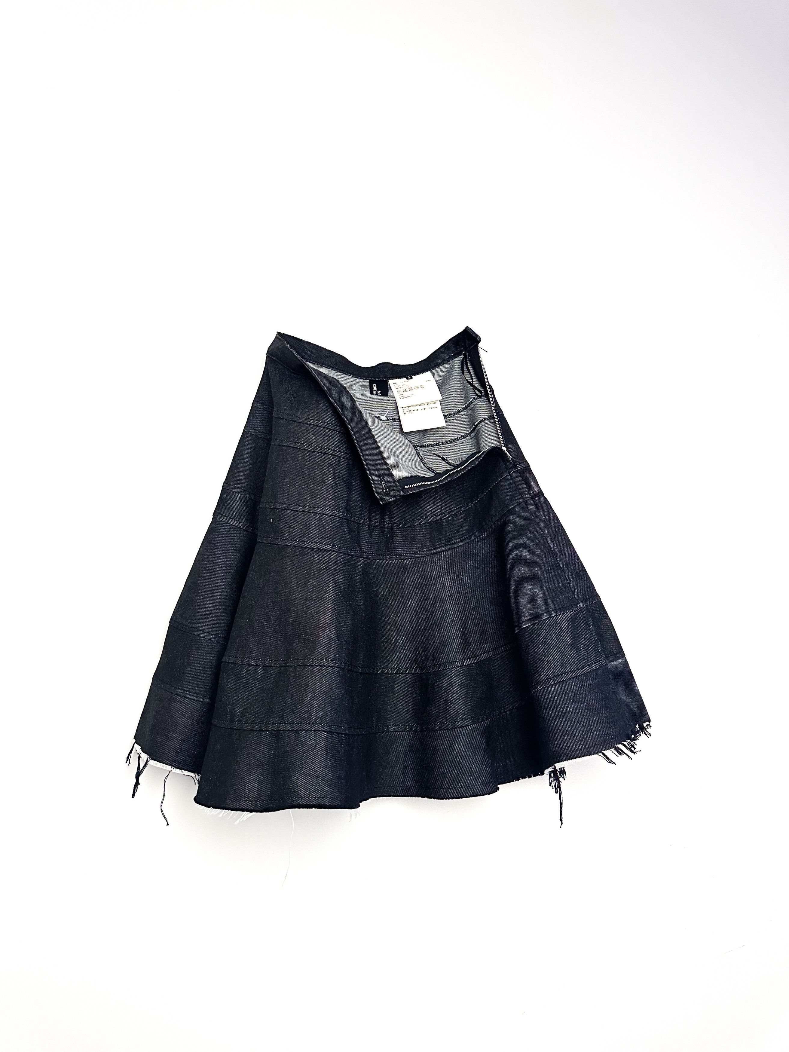 Comme des Garcons VINTAGE COMME DES GARCONS DENIM TIERED A LINE SKIRT Size 24" / US 00 / IT 34 - 3 Thumbnail