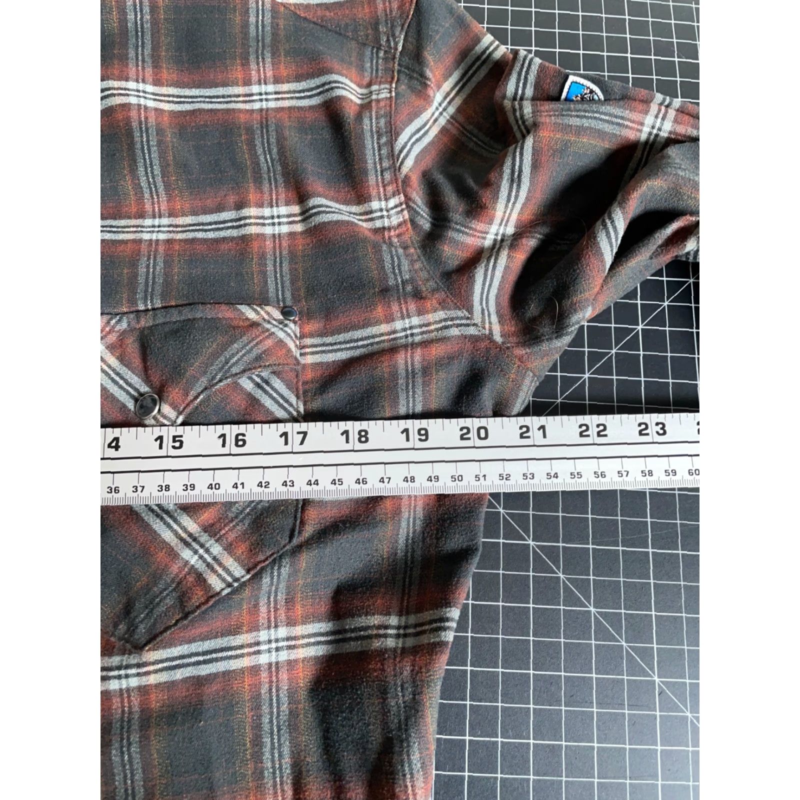 Vintage Kuhl Shirt Western Flannel Men’s Large Black Red Plaid Pearl Snap Lightweight Button-Up Size US L / EU 52-54 / 3 - 5 Thumbnail