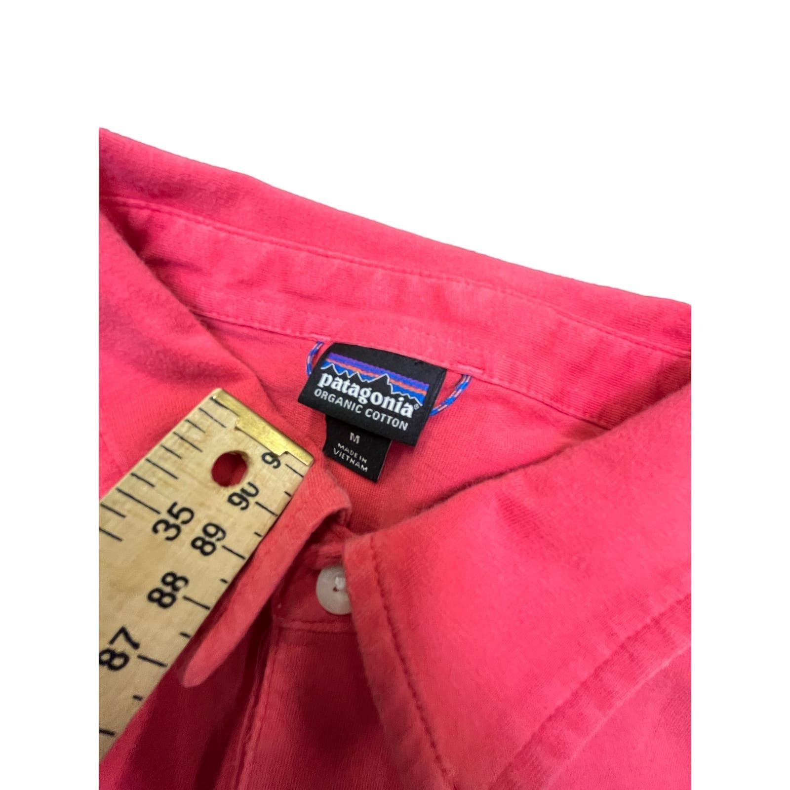 Patagonia Patagonia Pink/Salmon Polo Shirt Size Medium Size US M / EU 48-50 / 2 - 3 Thumbnail