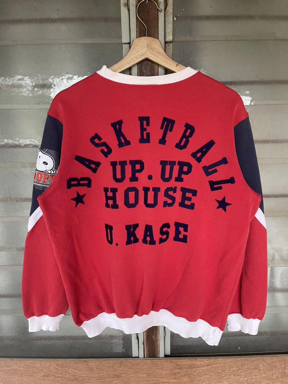 Nike Vintage 80's Nike Snoopy Basketball Up House U. Kase Size US L / EU 52-54 / 3 - 14 Thumbnail