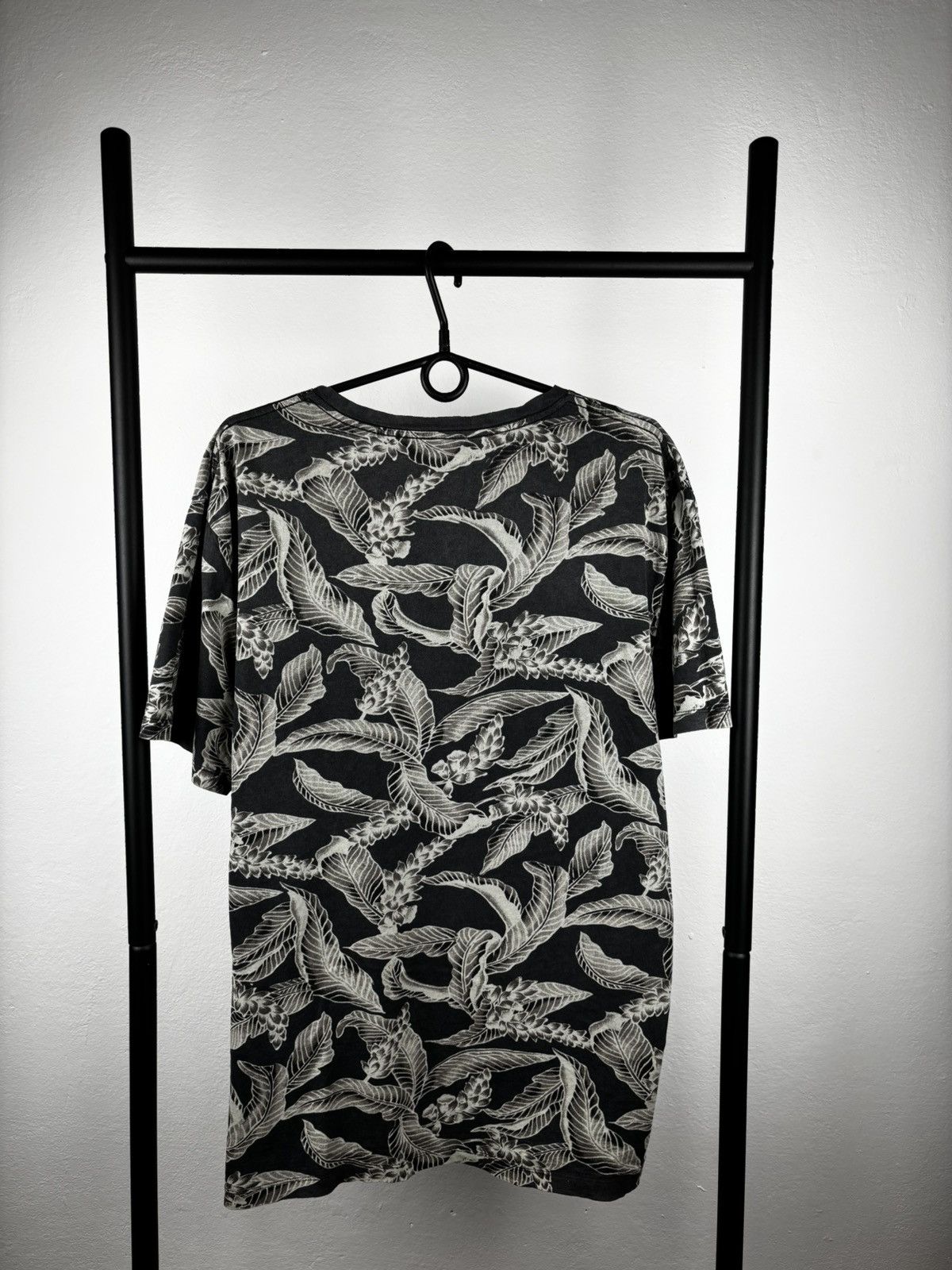 Allsaints × Vintage Allsaints Big Logo God vintage t shirt size M Size US M / EU 48-50 / 2 - 5 Thumbnail