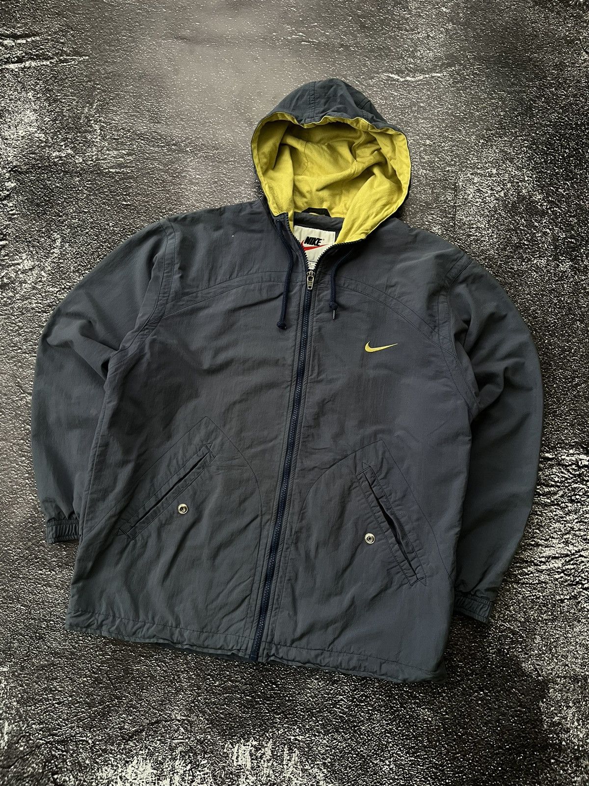 Nike Vintage Nike Y2K Big Swoosh Faded Jacket Size M / US 6-8 / IT 42-44 - 3 Thumbnail