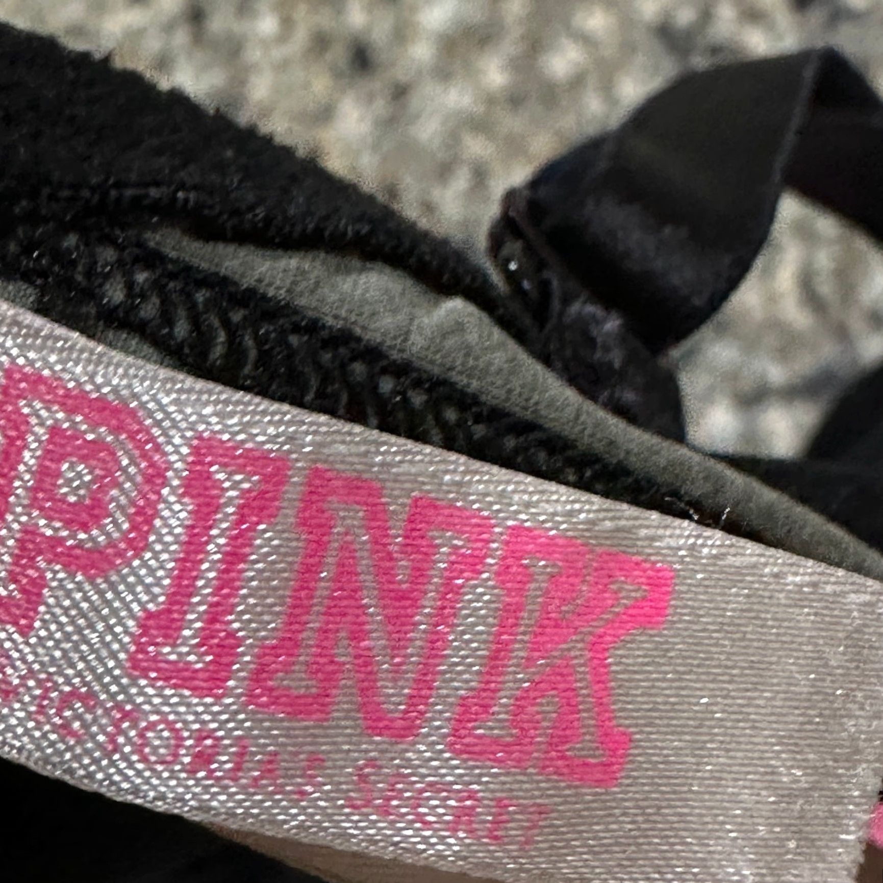 Vintage PINK Victoria's Secret Bra Push Up Underwire Camouflage 32C 32 Band SMALL BLEMISH Womens Size ONE SIZE - 6 Thumbnail