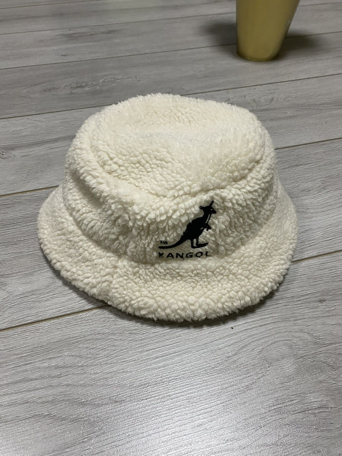 Kangol Kangol x H&M bucket hat teddy fleece kangaroo logo Size ONE SIZE - 3 Thumbnail