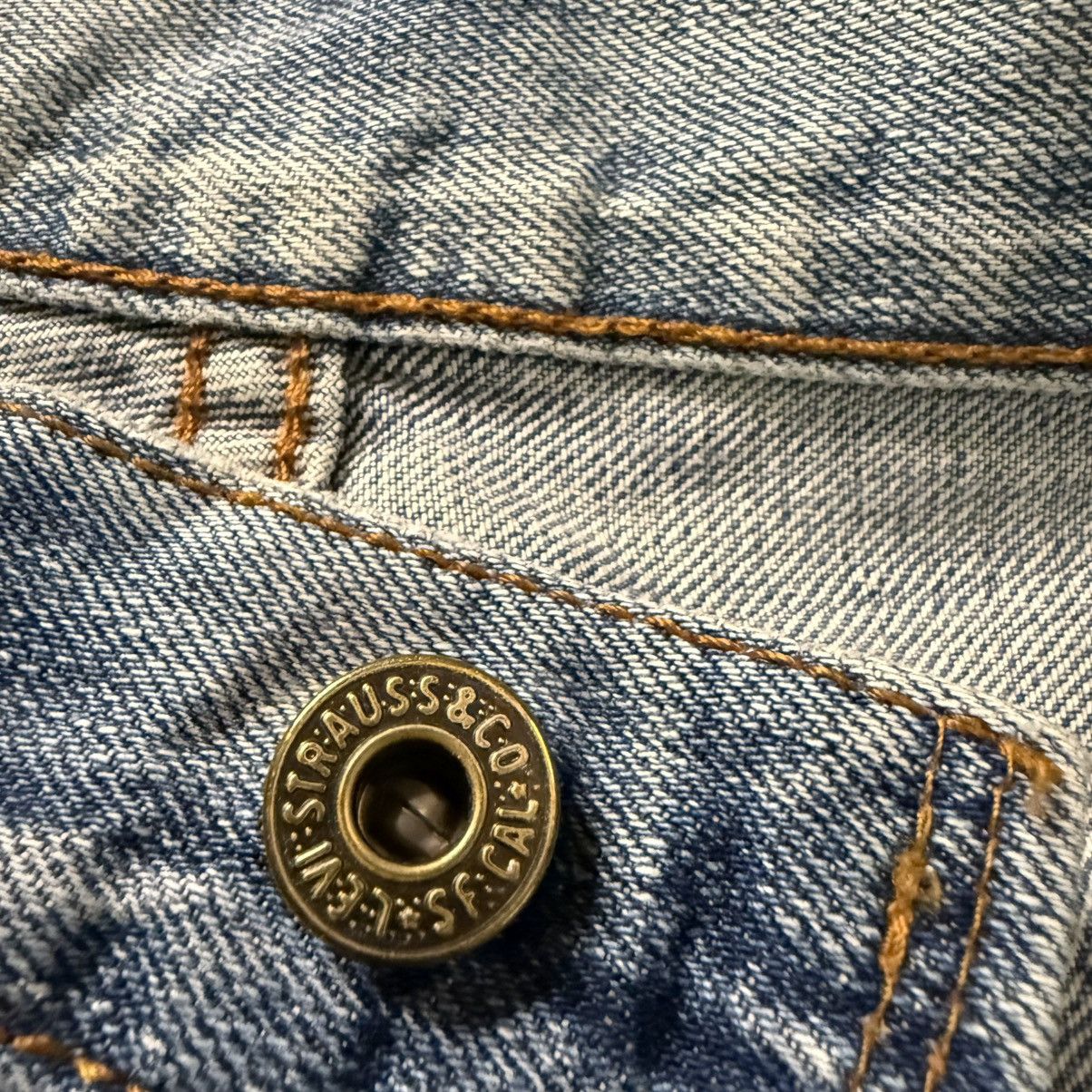Engineered Garments × Levi's Vintage 90s Levis 504-B3 Distressed Faded Aging Denim USA Size US 34 / EU 50 - 16 Thumbnail