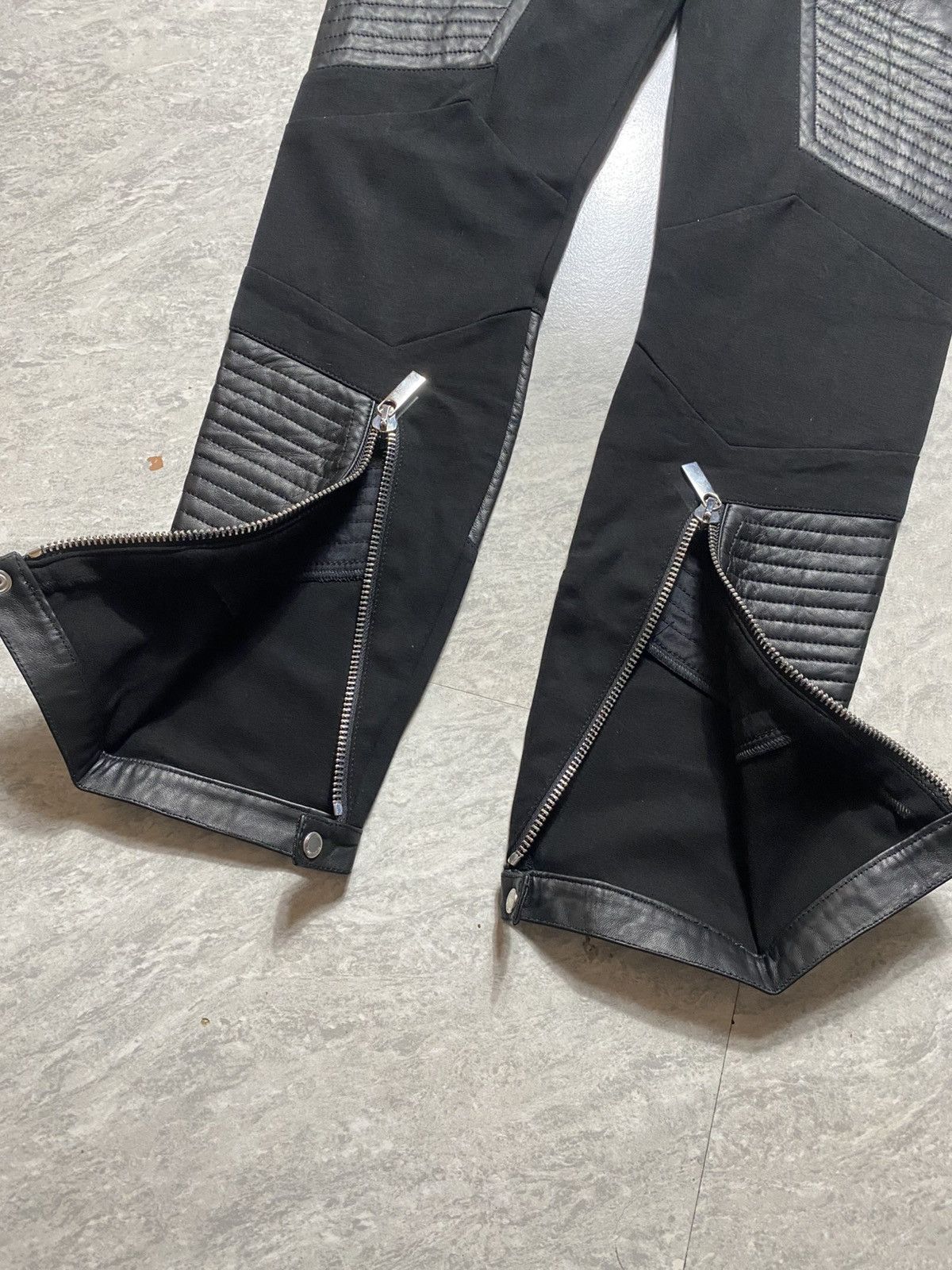 Dirk Bikkembergs ARCHIVE - DIRK BIKKEMBERGS SPORT COUTURE LEATHER BIKER PANTS Size US 44 / EU 60 - 3 Thumbnail