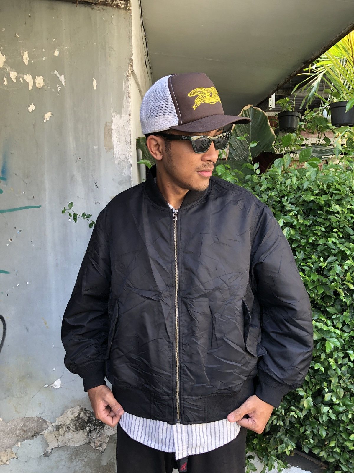 Uniqlo MA1 BOMBER JACKET BY UNIQLO Size US XL / EU 56 / 4 - 2 Thumbnail