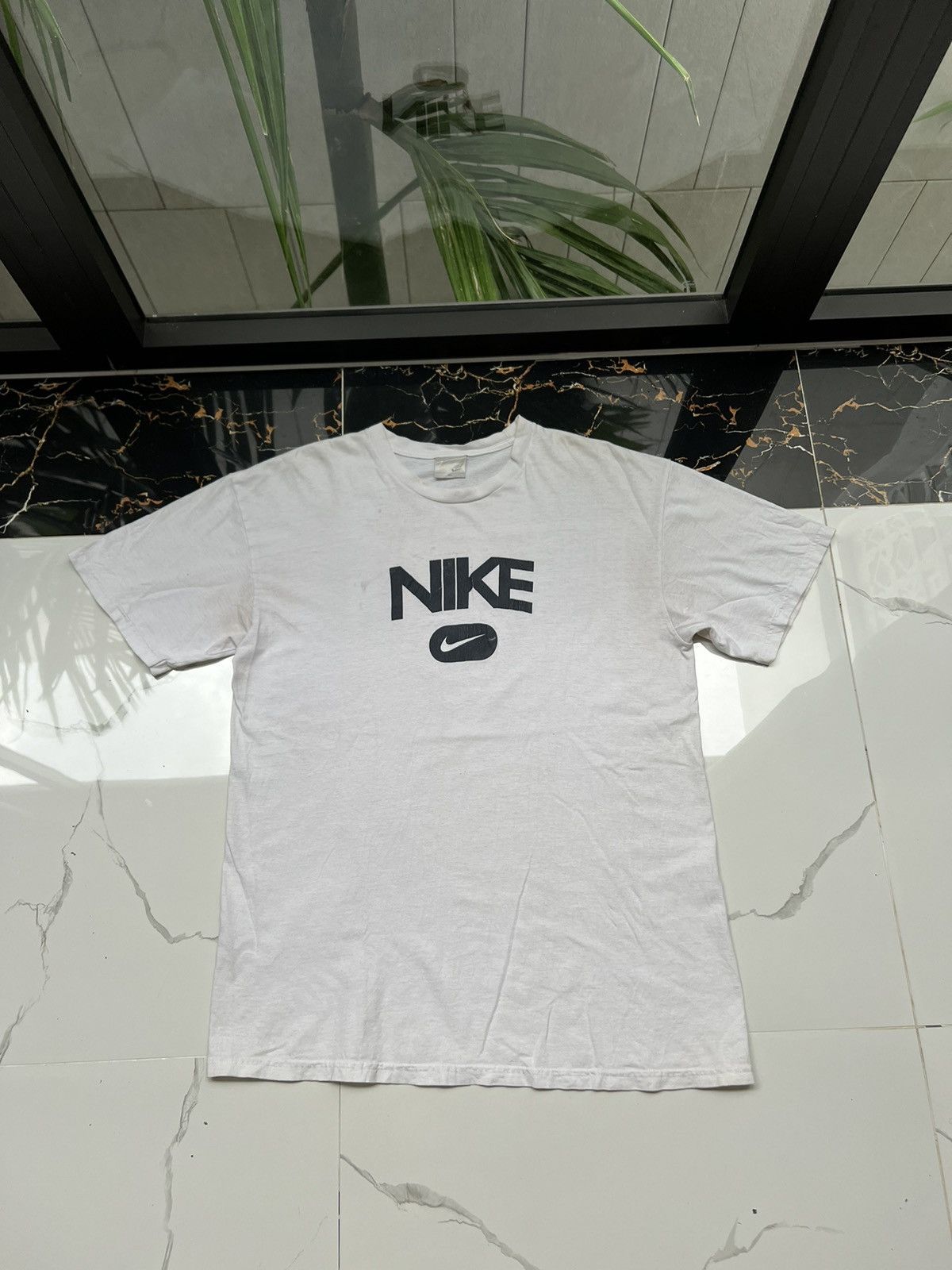 Nike × Vintage 90's NIKE SPELLOUT SWOOSH LOGO Y2K RARE TEE BIG LOGO Size US XL / EU 56 / 4 - 1 Thumbnail