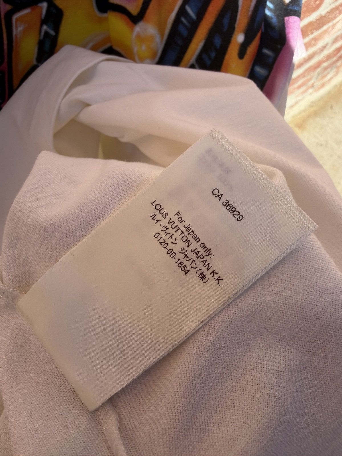 Louis Vuitton Louis Vuitton Graffiti T-Shirt Size US L / EU 52-54 / 3 - 7 Thumbnail