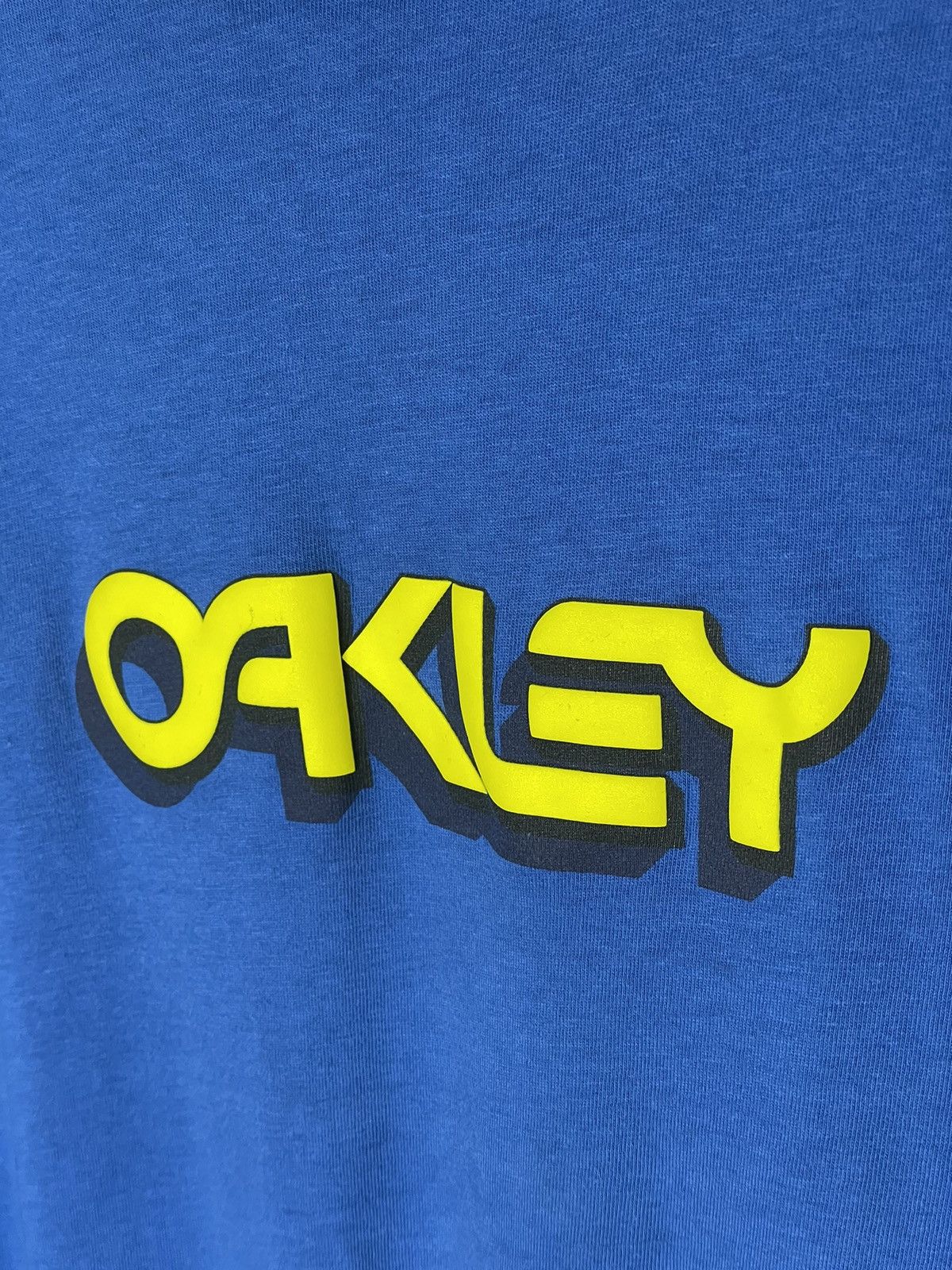 Vintage Oakley vintage t shirt 00s Size US M / EU 48-50 / 2 - 6 Thumbnail