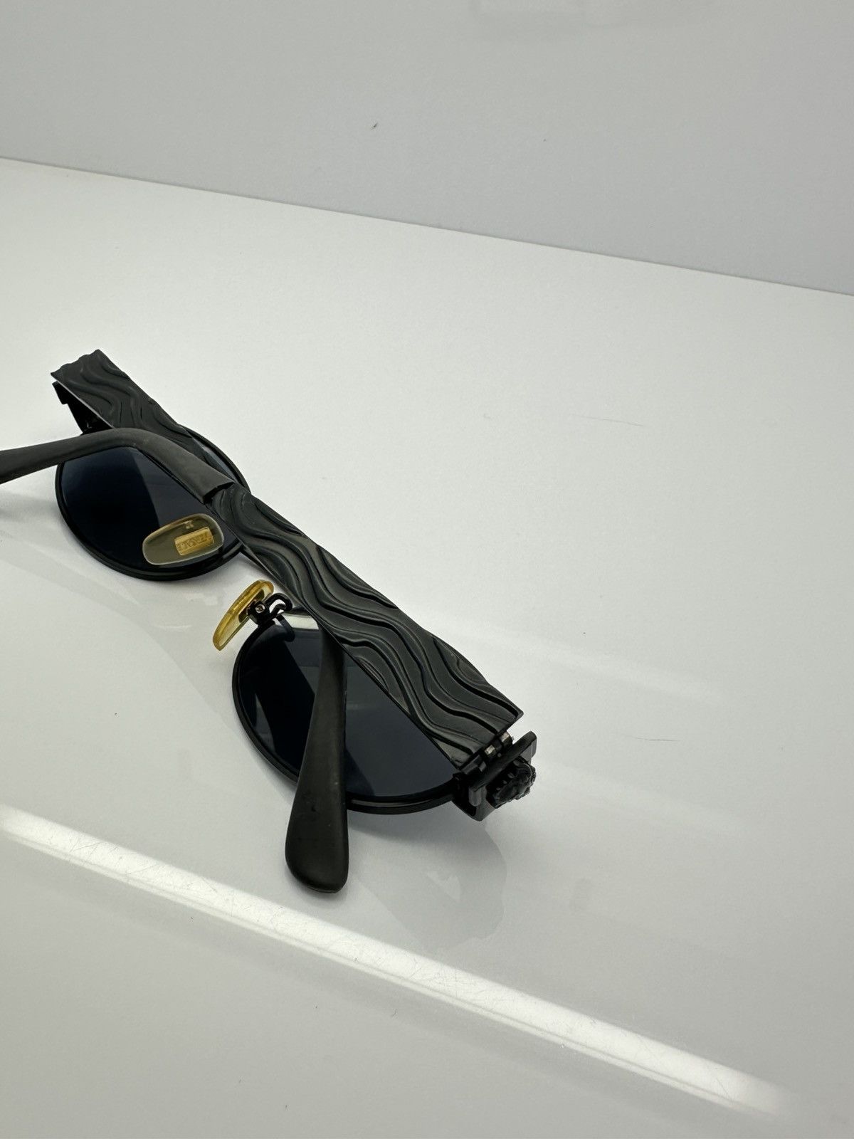 Versace Vintage New Old Stock Versace Sunglasses Size ONE SIZE - 5 Thumbnail