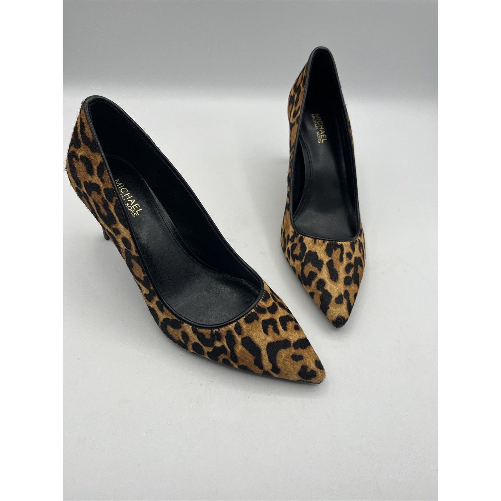 Michael Kors Michael Kors Alina Flex Pump Cheetah Haircalf 6.5, Pointed Size US 6.5 / IT 36.5 - 15 Thumbnail