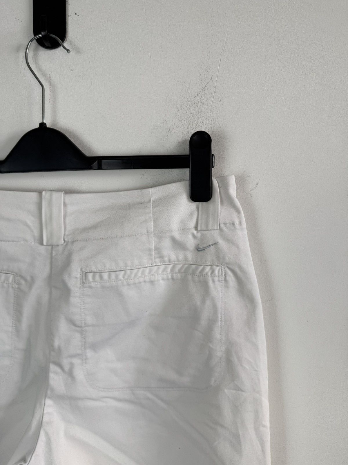 Nike Woman’s Vintage Nike Shorted Pants Size 30" / US 8 / IT 44 - 4 Thumbnail