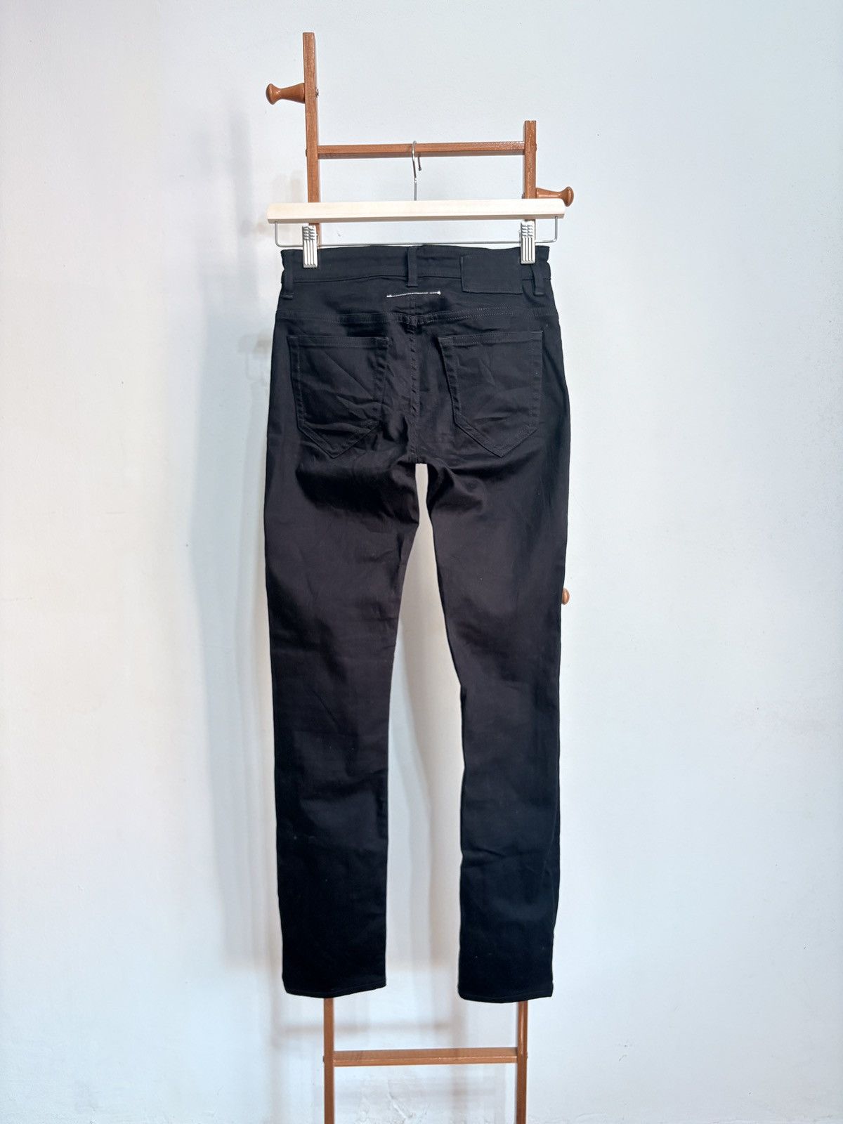 MM6 Maison Margiela x MM6 Strechtable Blackout Pants for Her Size 26" / US 2 / IT 38 - 6 Thumbnail