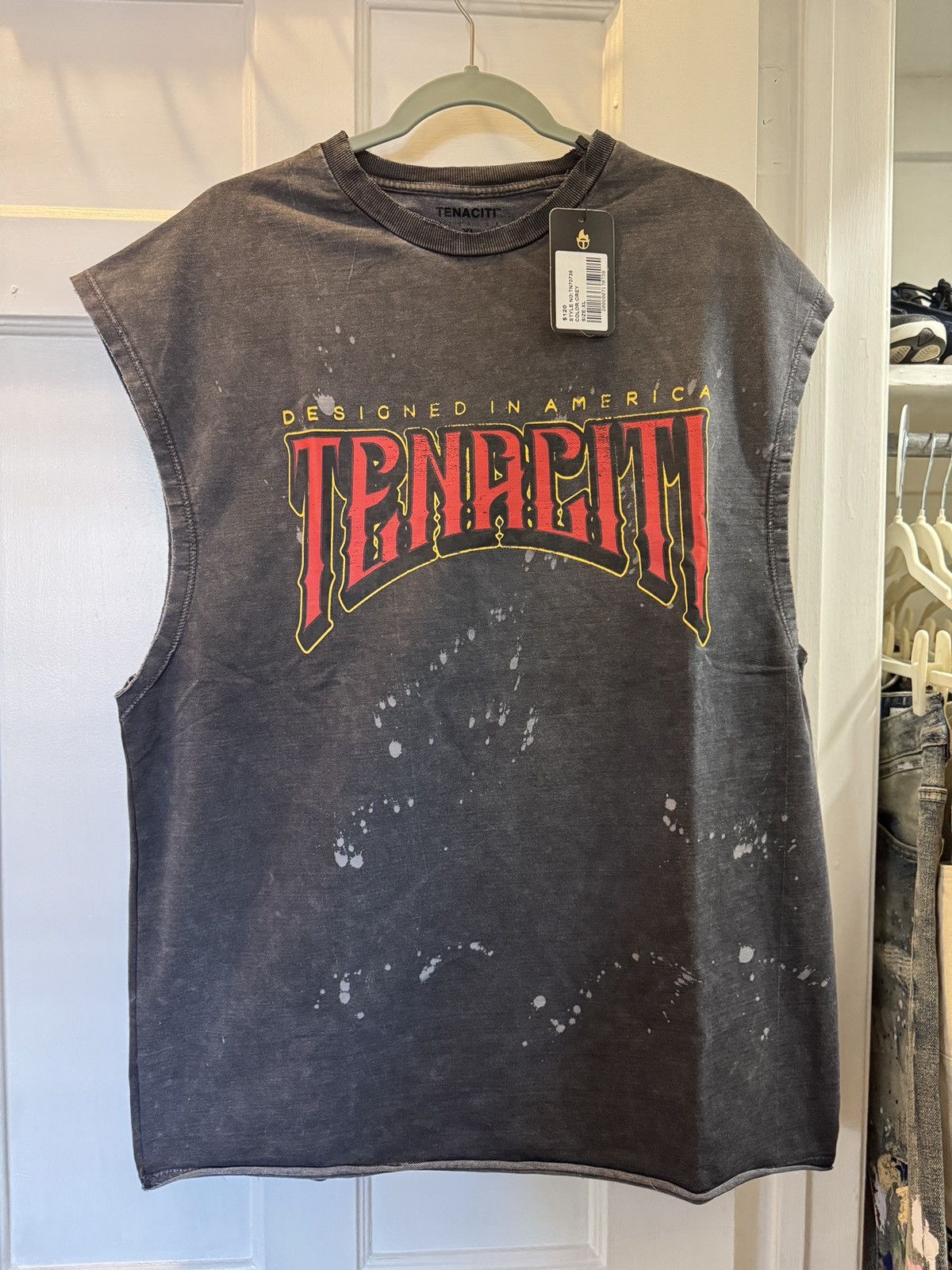 Other Tenaciti Designed In America Distressed Sleeveless Tee Size US XL / EU 56 / 4 - 1 Thumbnail