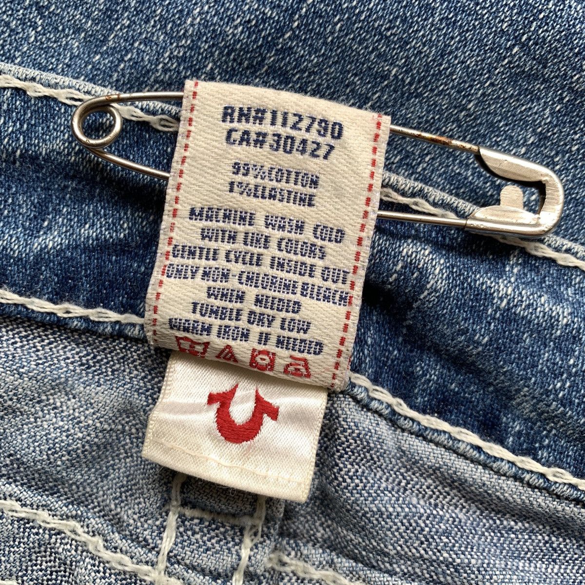 True Religion 2000’s True Religion Joey Distressed Bootcut Flare Pants Size US 28 / EU 44 - 12 Thumbnail