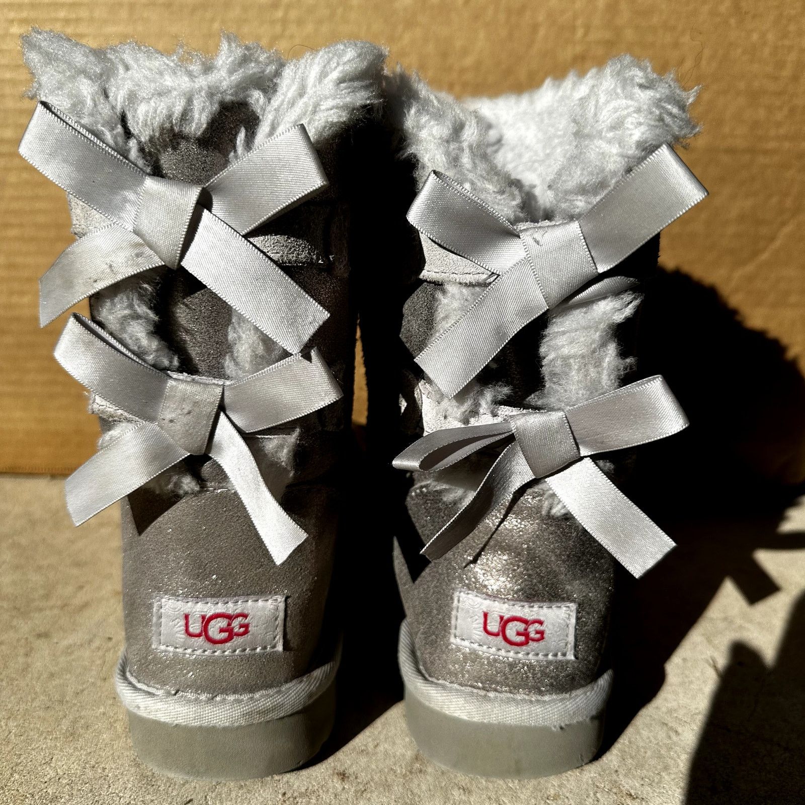 Ugg UGG Bailey Bow Glisten Boots Mid Shearling Suede Metallic 6 Size US 6 / IT 36 - 4 Thumbnail