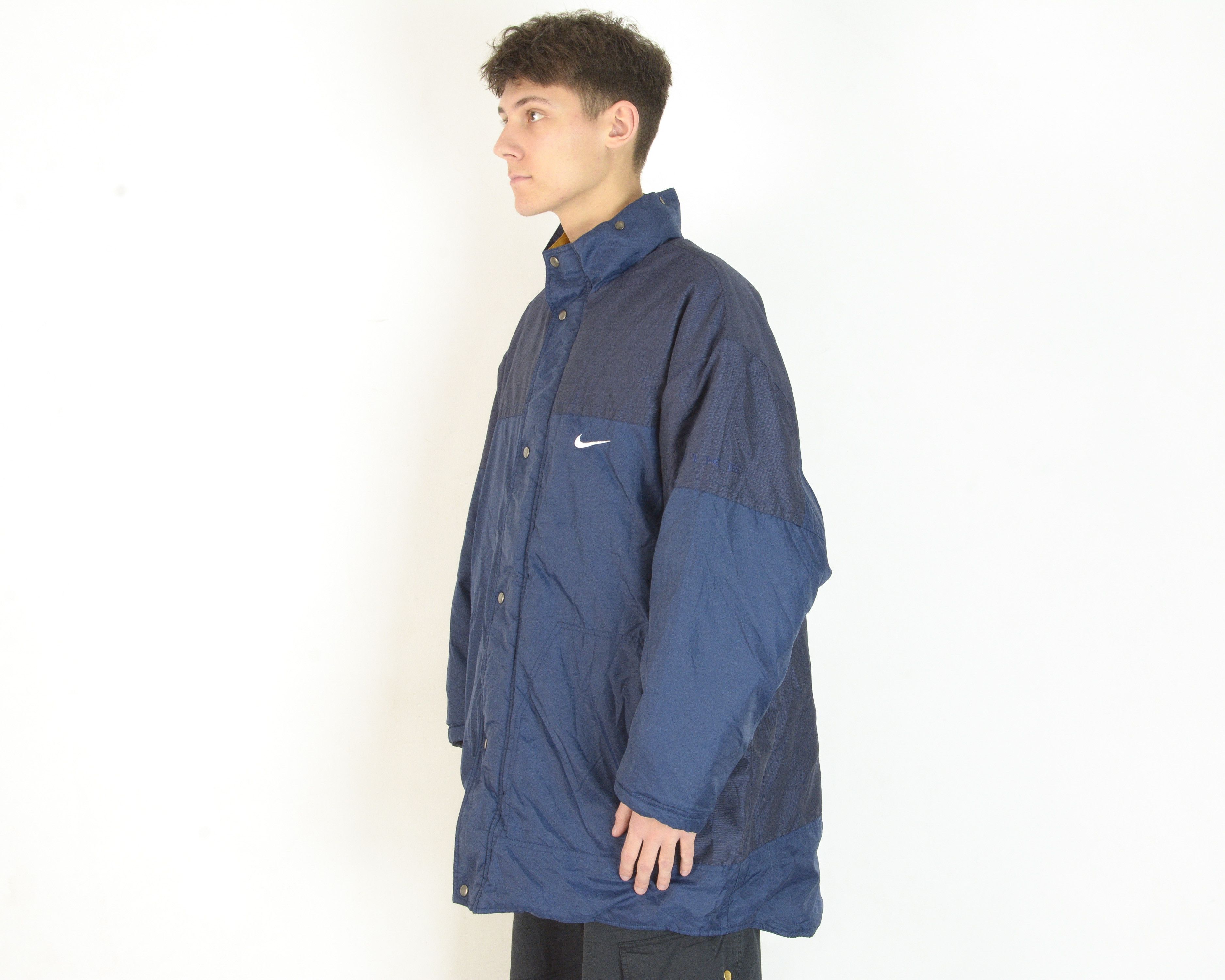 Nike Mens XL Insulated Jacket Coat Football UK 45/47 Soccer Bench Size US XL / EU 56 / 4 - 2 Thumbnail