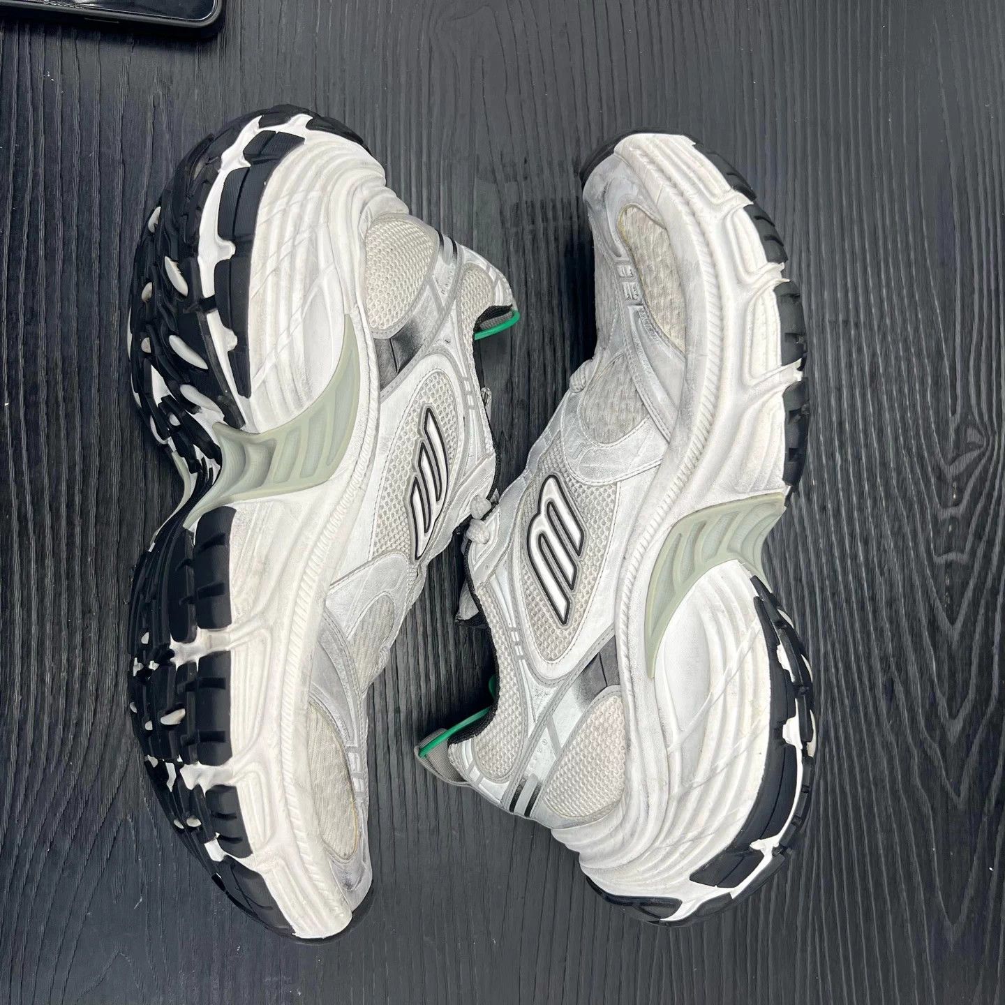 Balenciaga Balenciaga 10xl gray size 42 new Size US 9 / EU 42 - 2 Thumbnail