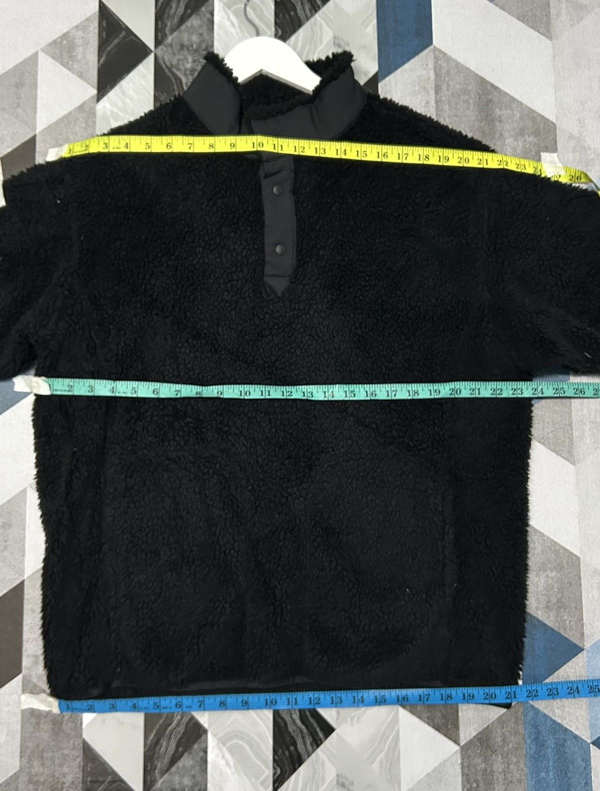 Uniqlo × White Mountaineering 🔥 WHITE MOUNTAINEERING x UNIQLO Half Button Sweatshirts Size US L / EU 52-54 / 3 - 6 Thumbnail